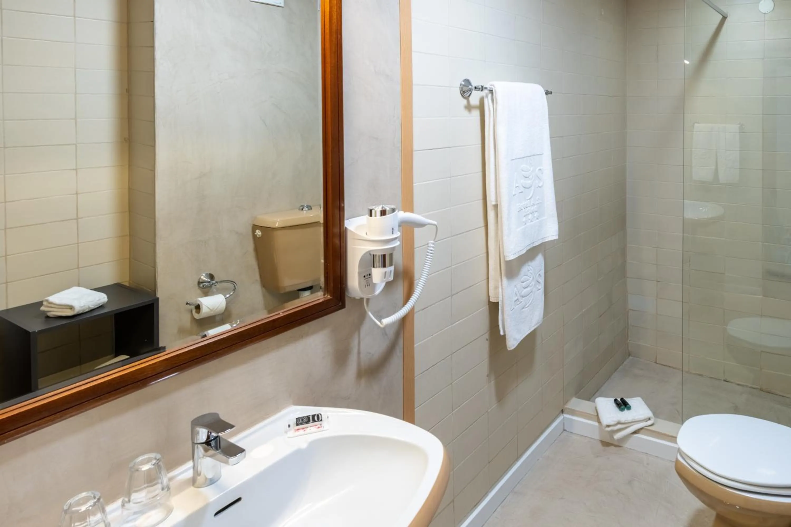 Toilet in Hotel A.S. Sao Joao da Madeira