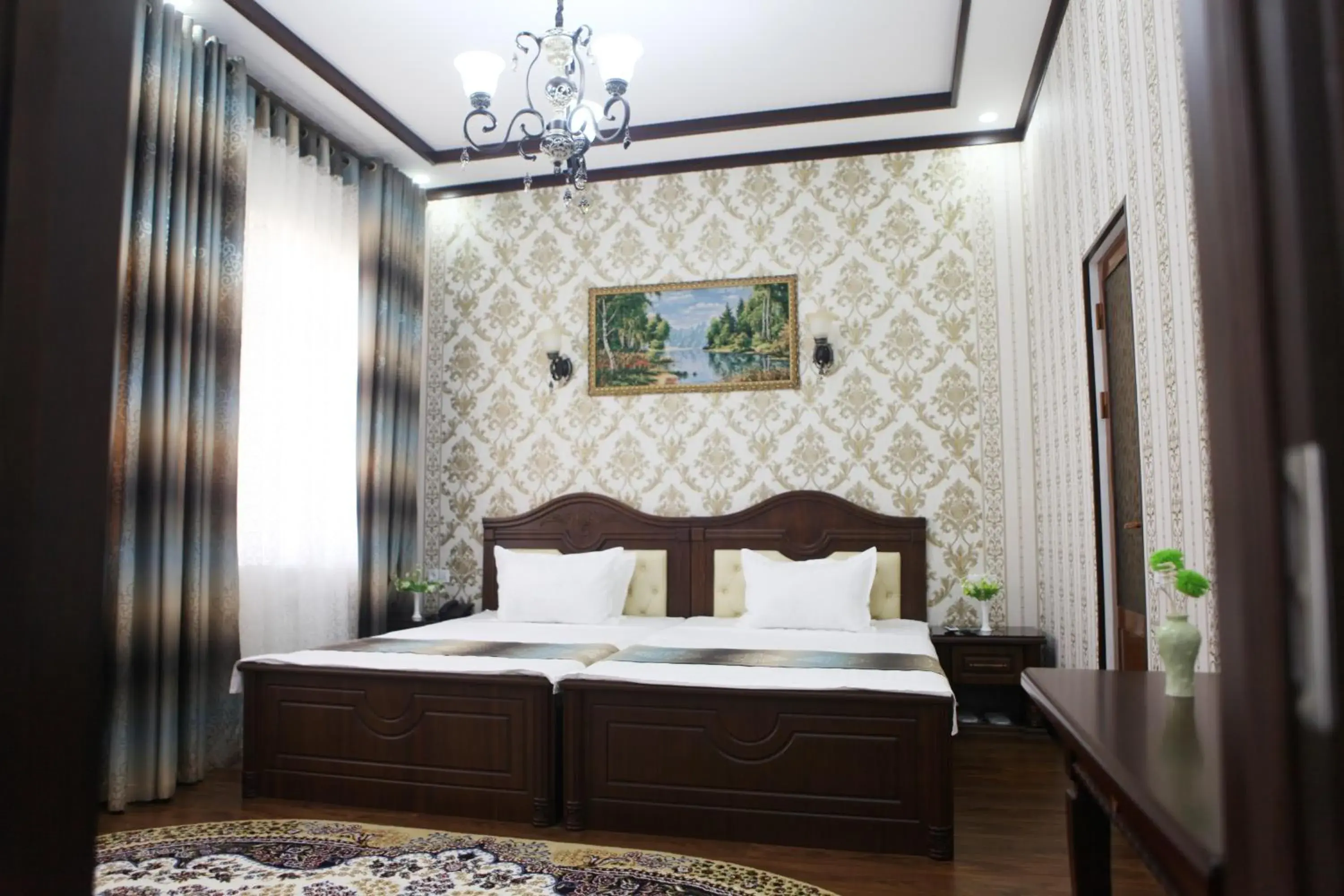 Deluxe King Suite - single occupancy in Hotel Naxshab Deluxe King Suite - single occupancy in Hotel Naxshab