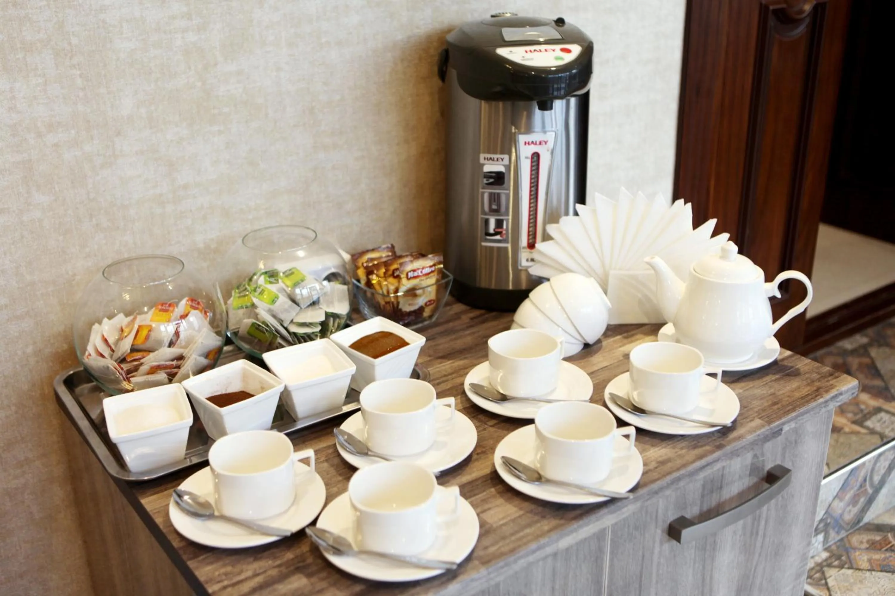 Breakfast in Hotel Naxshab