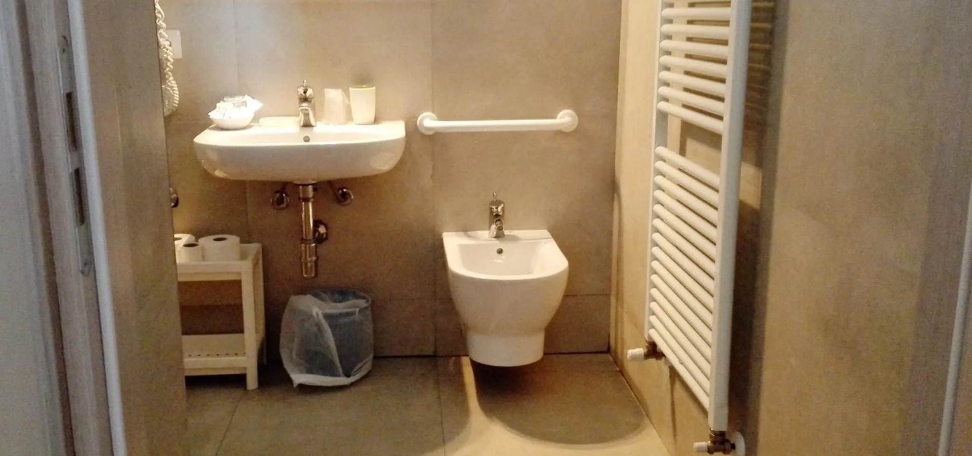 Bedroom in Hotel Sandra