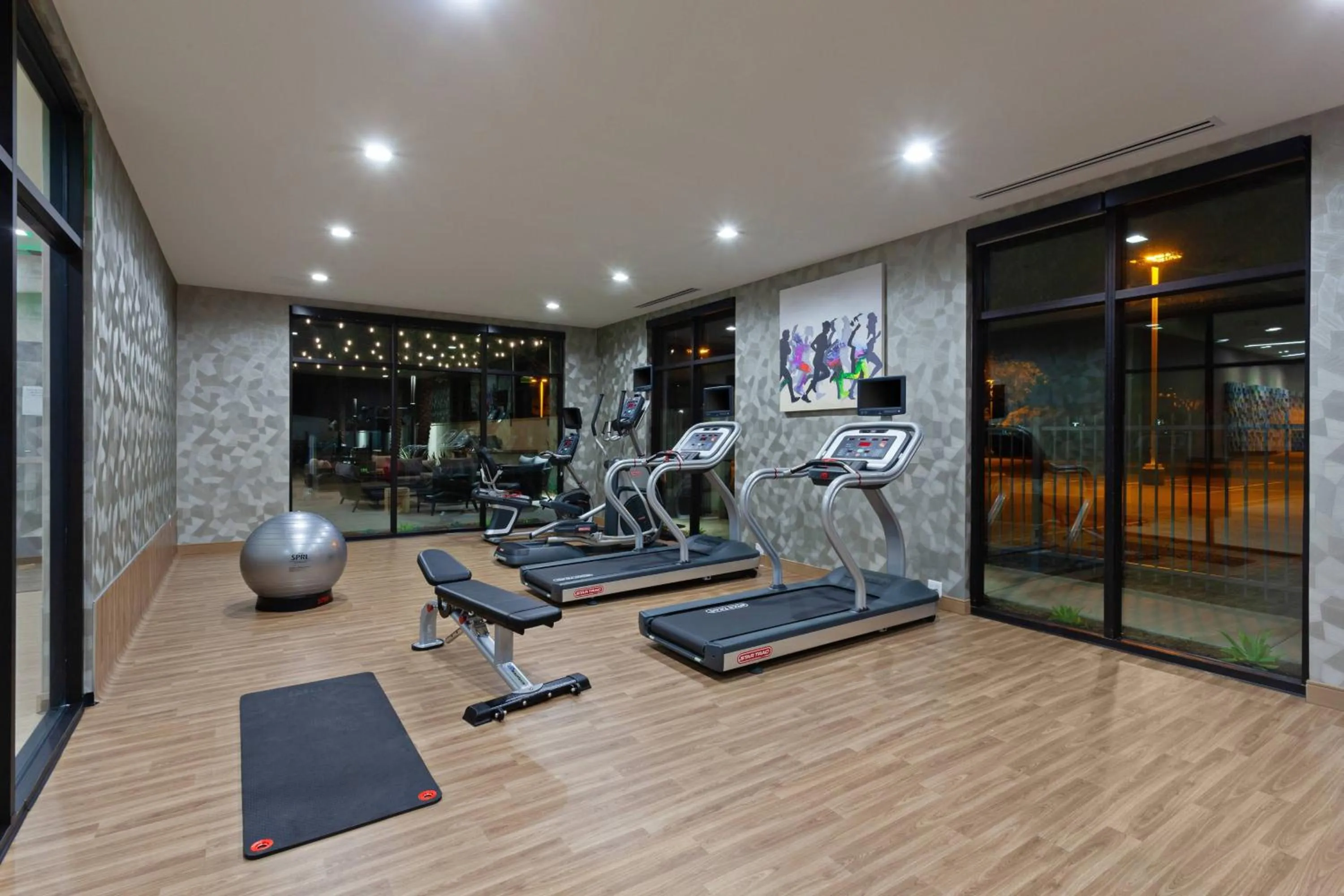 Fitness centre/facilities in TownePlace Suites by Marriott San Diego Central