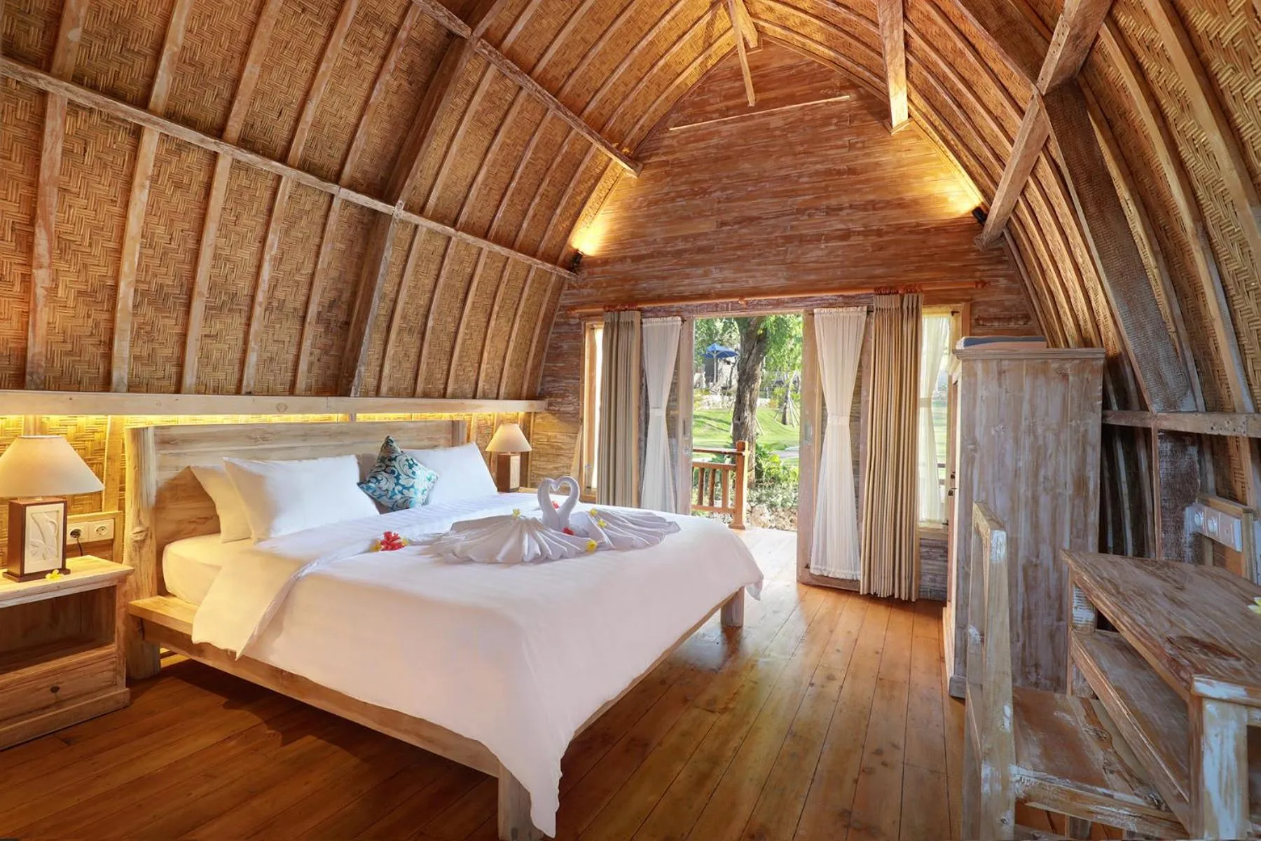 Bed in Bukal Sari Villas Uluwatu