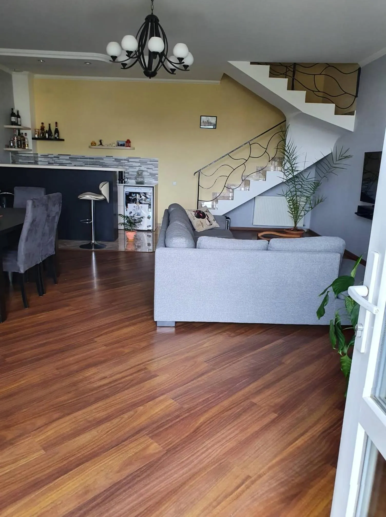 Living room in Tbilisi View House