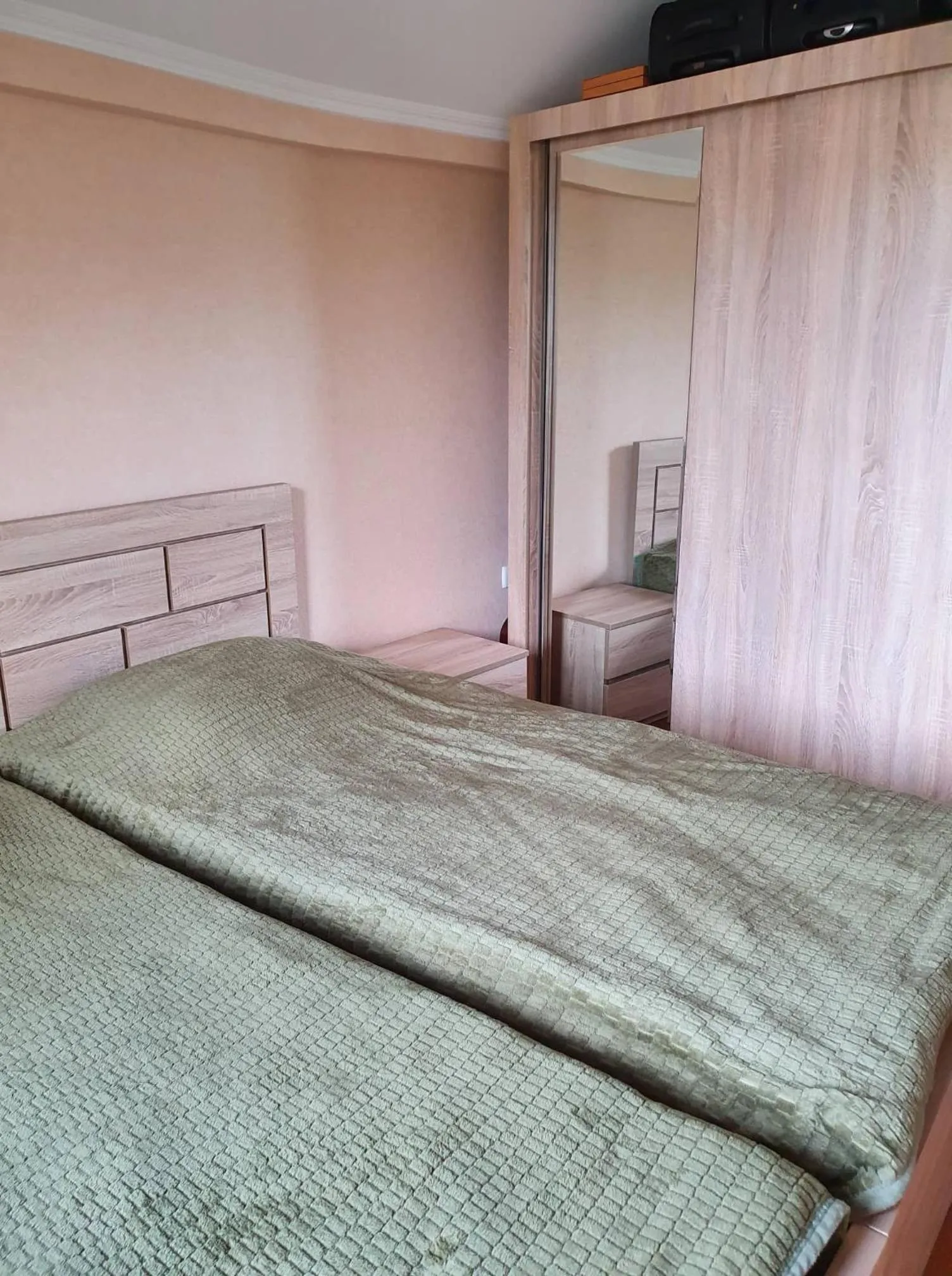 Photo of the whole room, Bed in Tbilisi View House