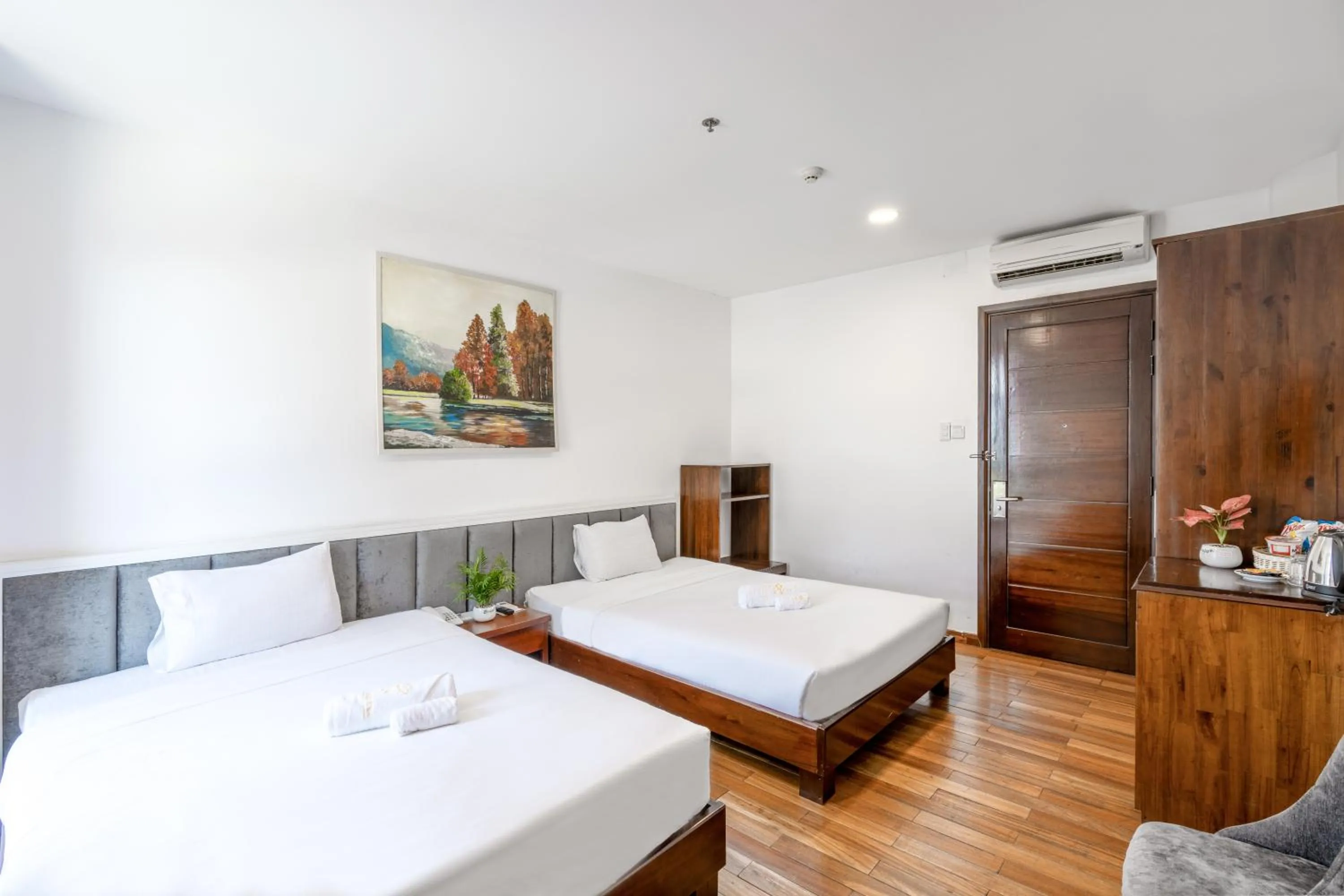 Photo of the whole room, Bed in Tarasa Hotel