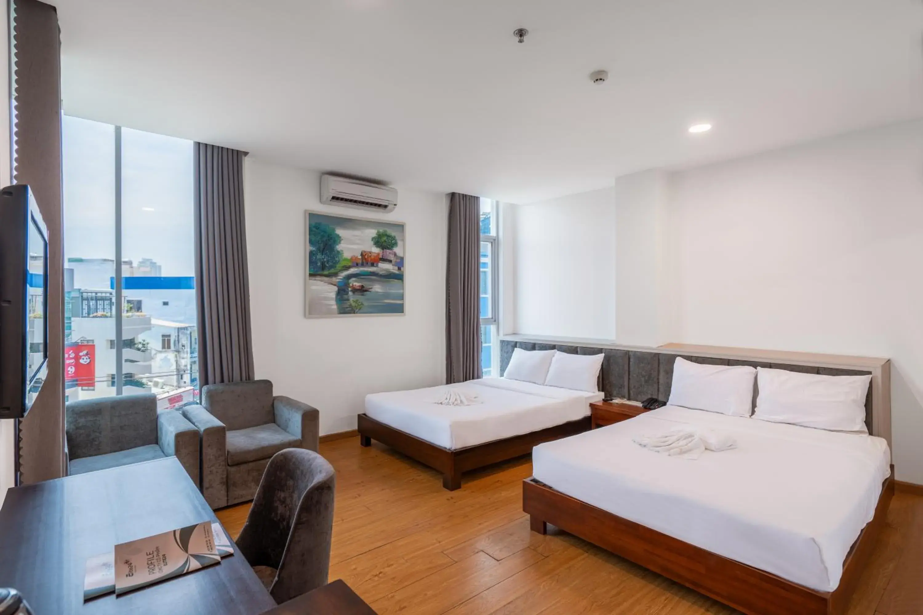 Photo of the whole room, Bed in Tarasa Hotel Photo of the whole room, Bed in Tarasa Hotel