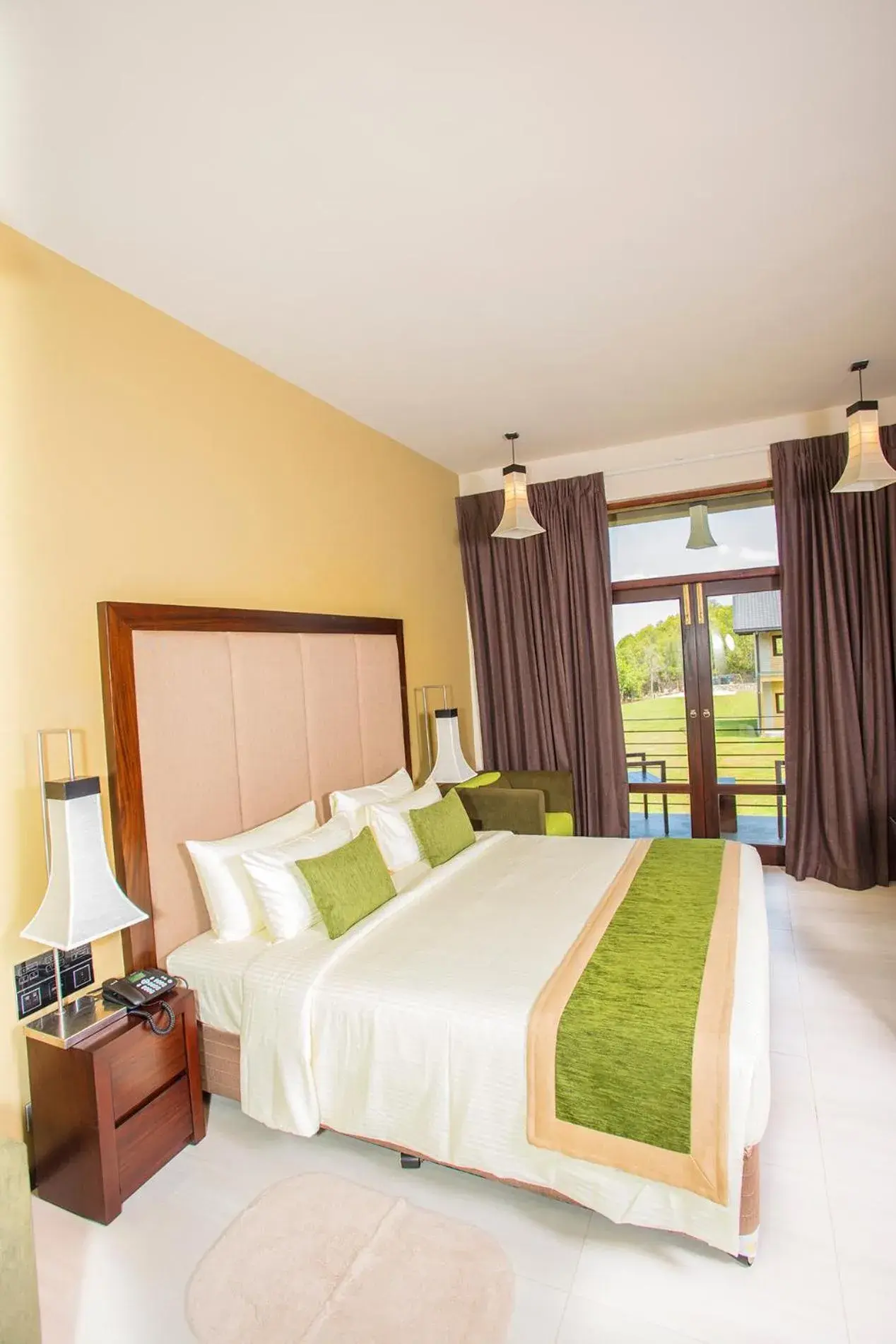 Standard Double Room (10% off on Room Service Menu and Early Check-in after 10am or Late Check-out till 3pm on Availability Basis) - single occupancy in Amora Lagoon Hotel Standard Double Room (10% off on Room Service Menu and Early Check-in after 10am or Late Check-out till 3pm on Availability Basis) - single occupancy in Amora Lagoon Hotel