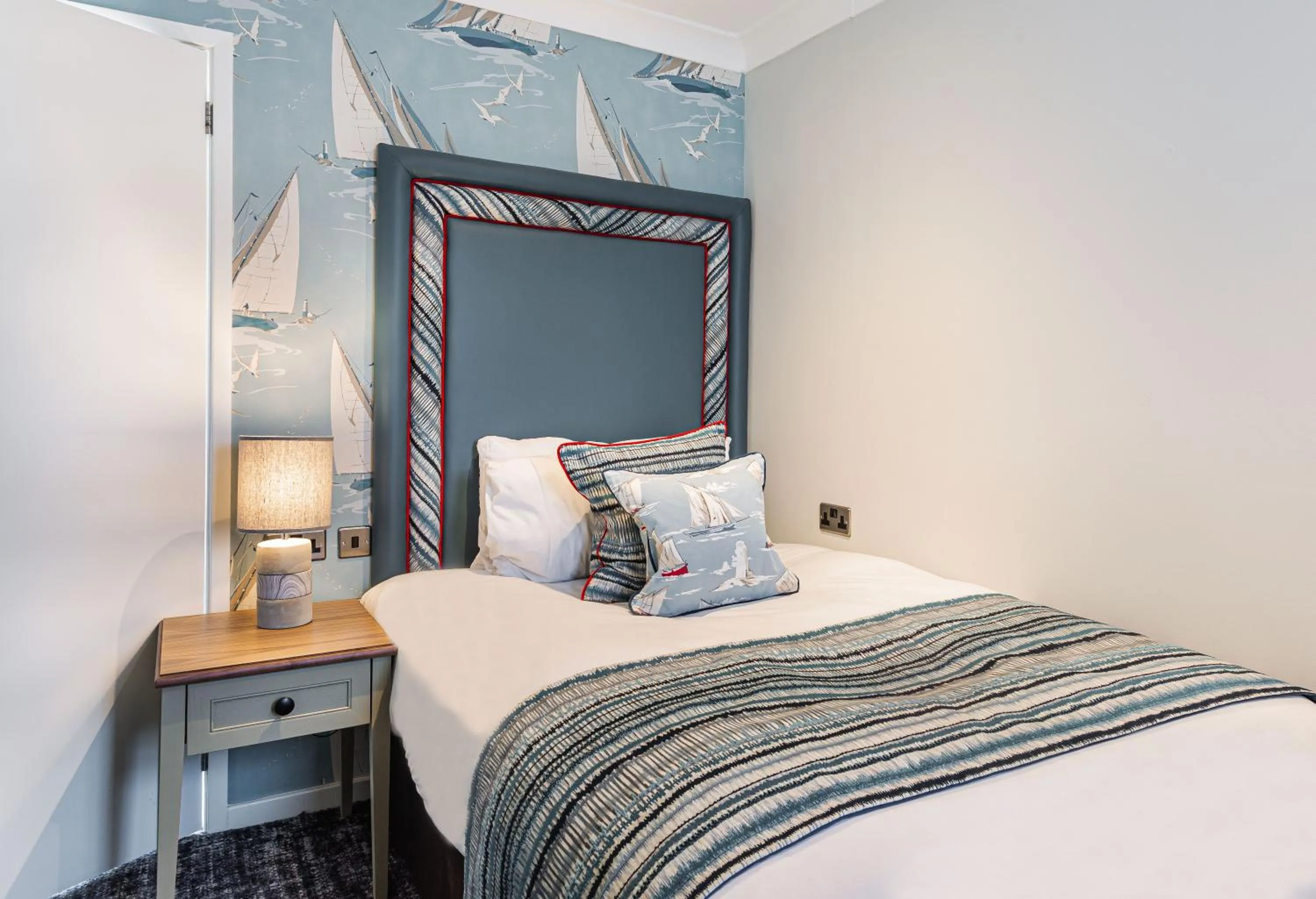 Bed in The Manor Coastal Hotel & Inn, Blakeney - The Coaching Inn Group