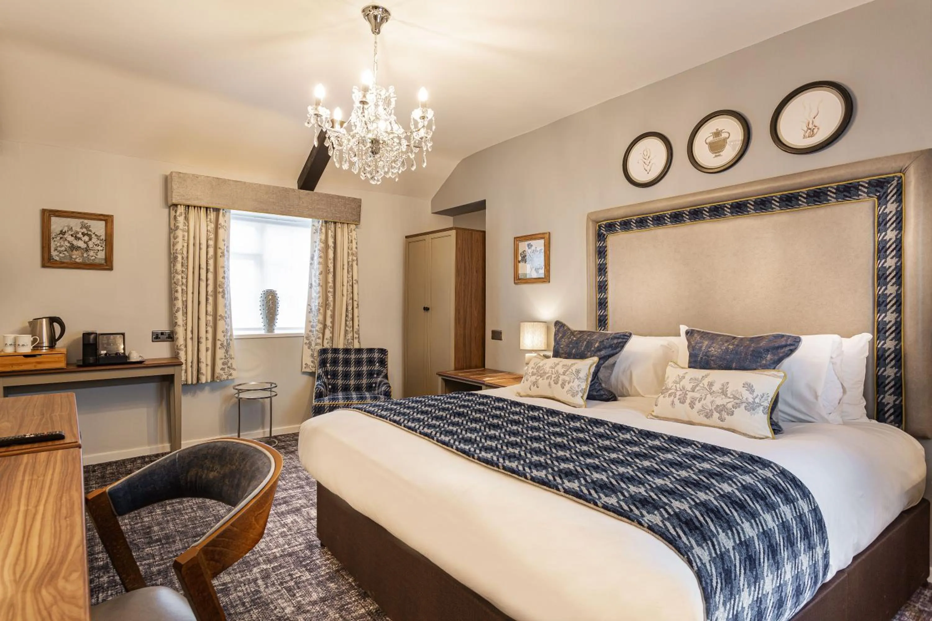 Bed in The Manor Coastal Hotel & Inn, Blakeney - The Coaching Inn Group