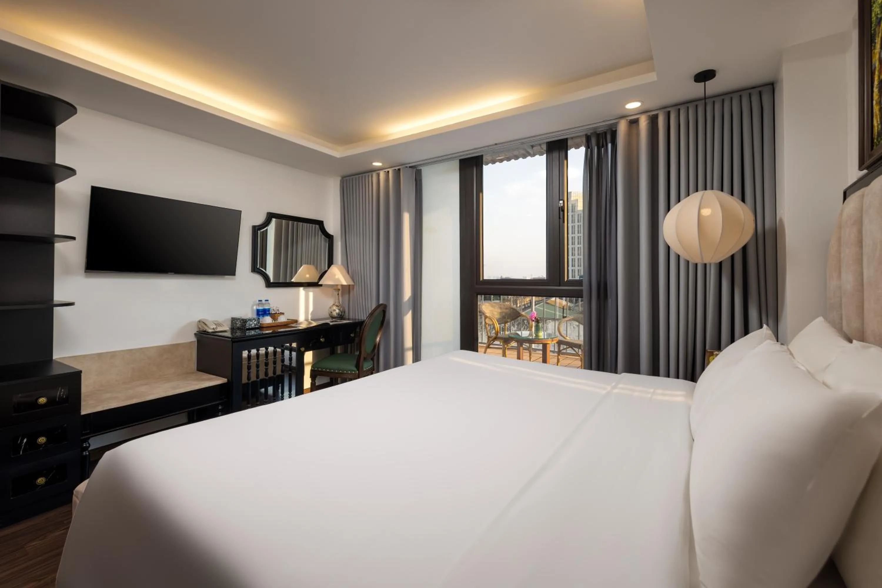 TV and multimedia, Bed in Golden Legend Palace Hotel & Travel