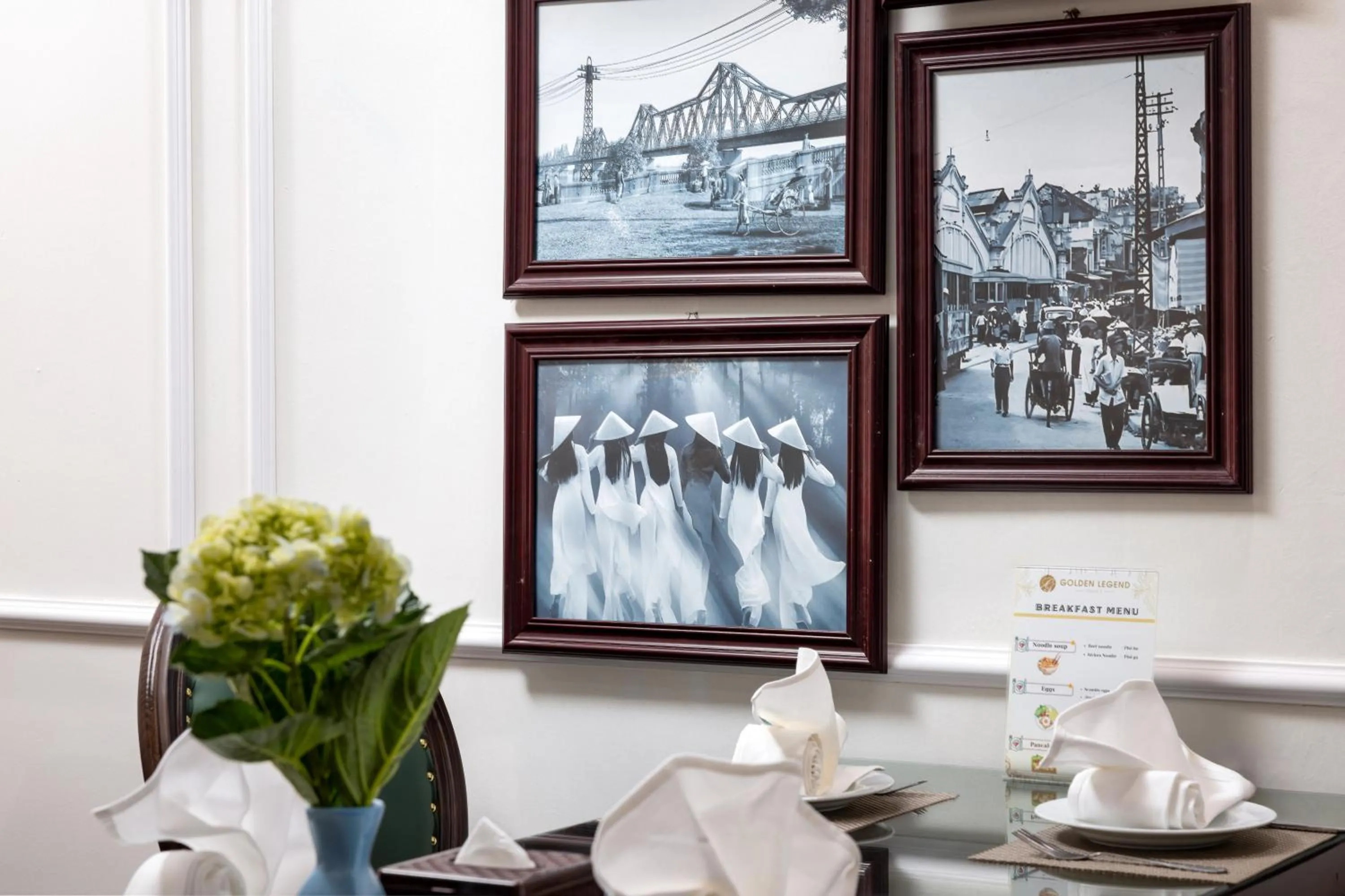 Decorative detail in Golden Legend Palace Hotel & Travel