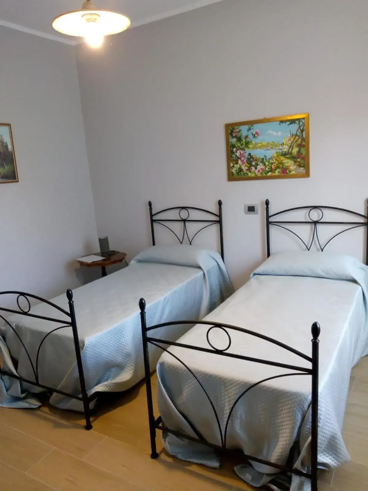Twin Room with Private Bathroom - single occupancy in AGRITURISMO NIZUR'IN Twin Room with Private Bathroom - single occupancy in AGRITURISMO NIZUR'IN