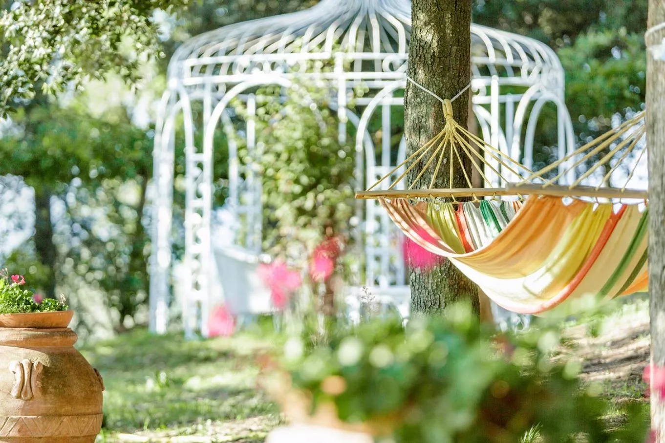 Property building in Al Gelso Bianco