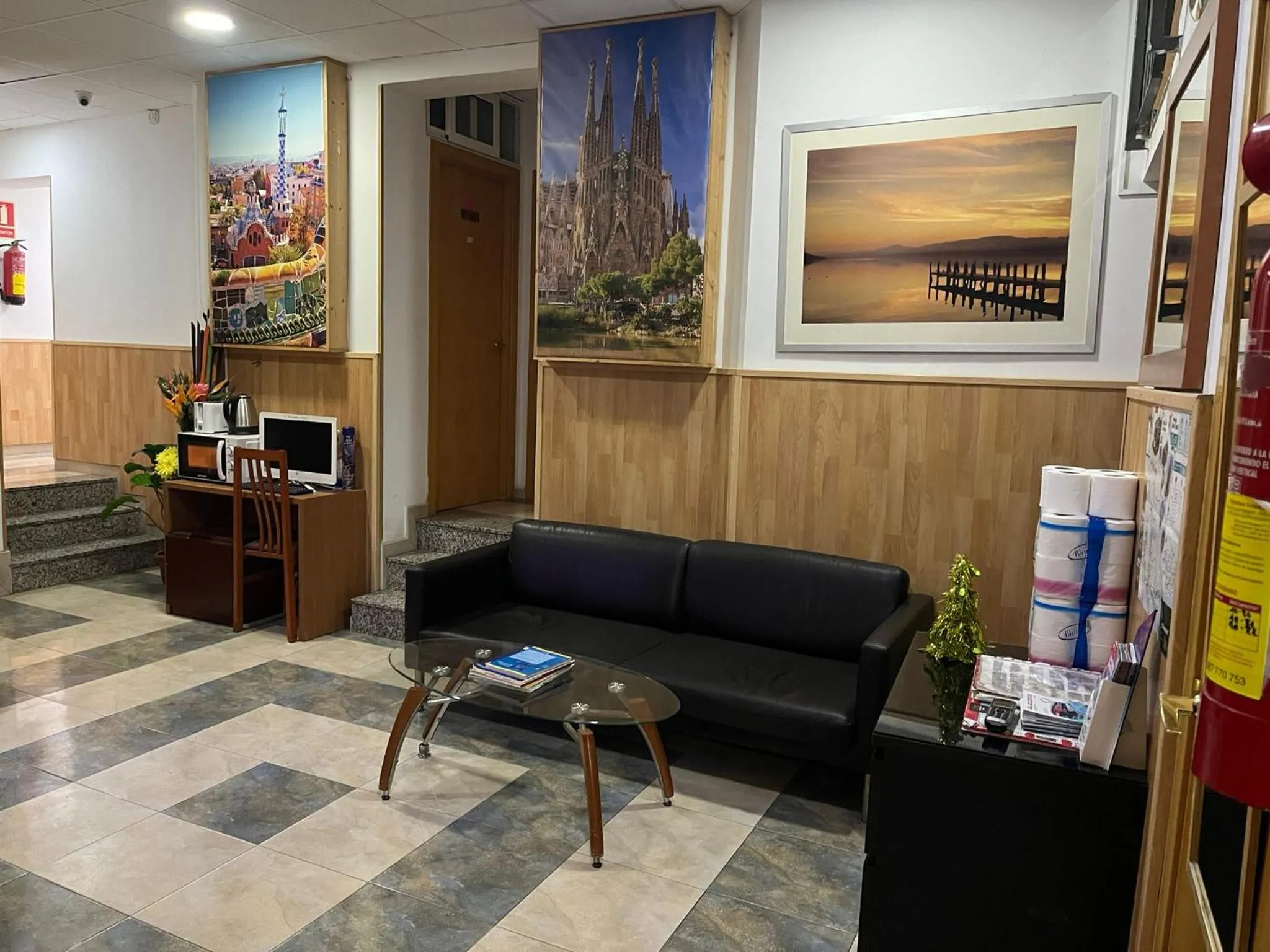 Seating area in Hostal Mont Thabor