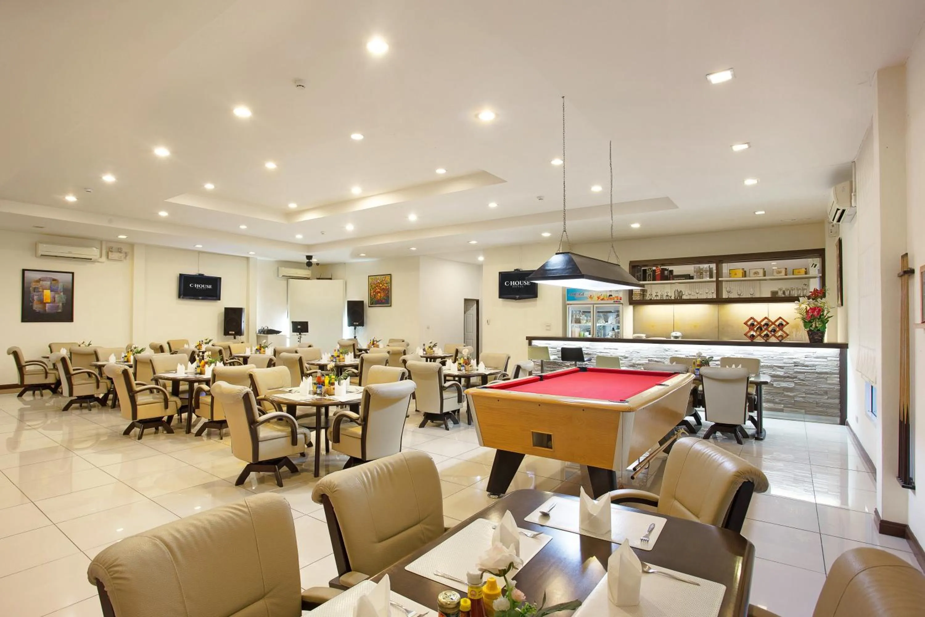 C-House & Residence Hotel Amata City