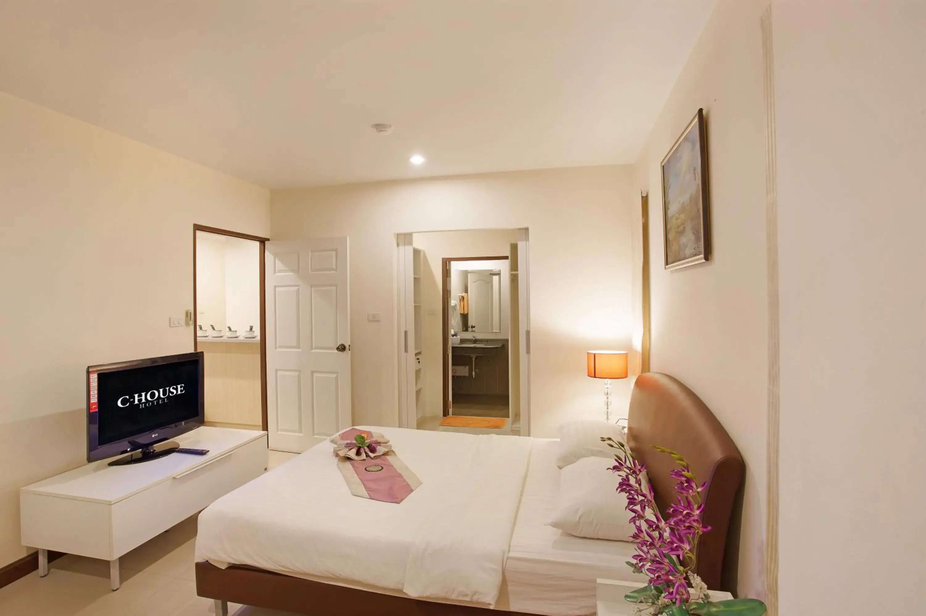 Junior Suite in C-House & Residence Hotel Amata City Junior Suite in C-House & Residence Hotel Amata City