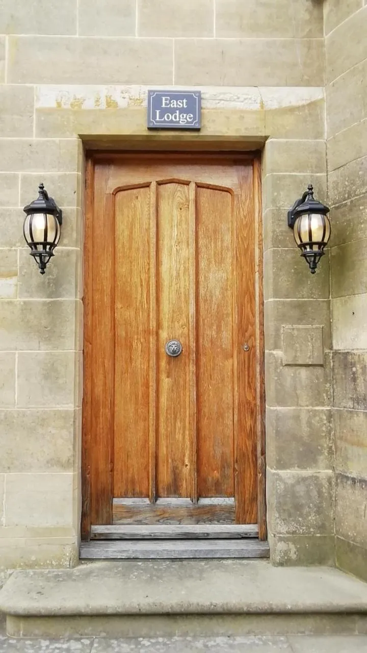 Property building in East Lodge