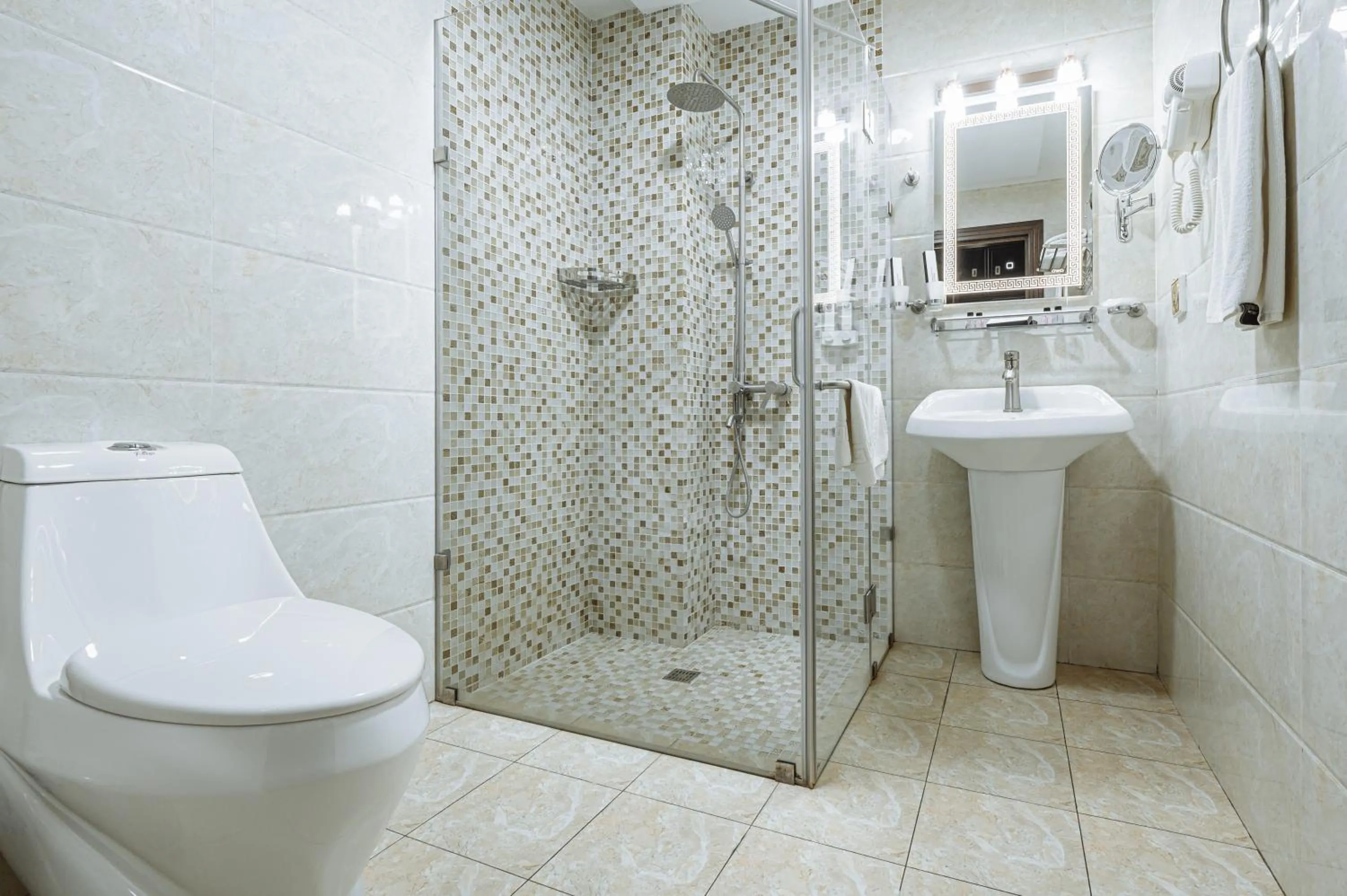 Bathroom in Daniel Hill Hotel