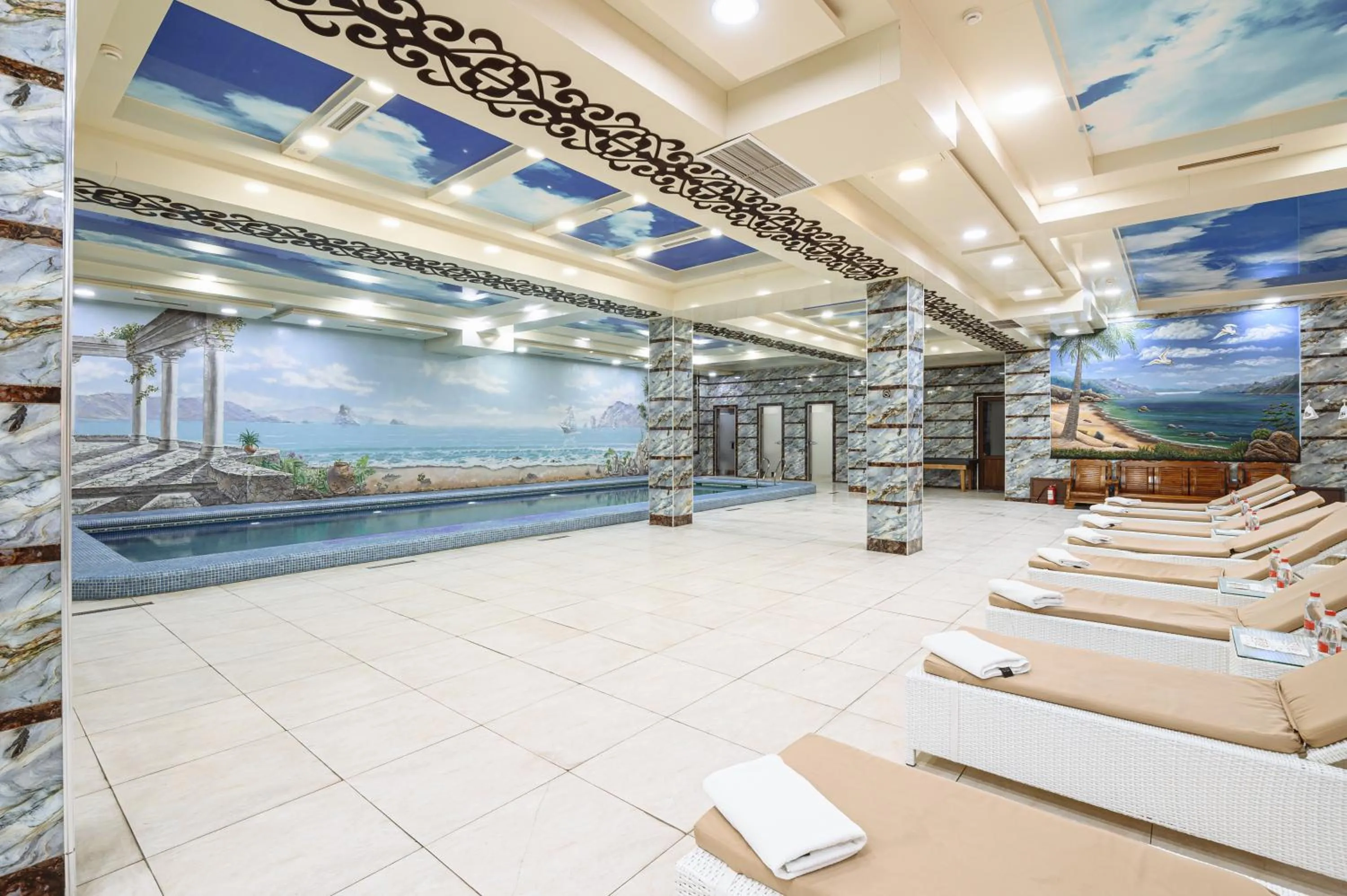 Pool view in Daniel Hill Hotel