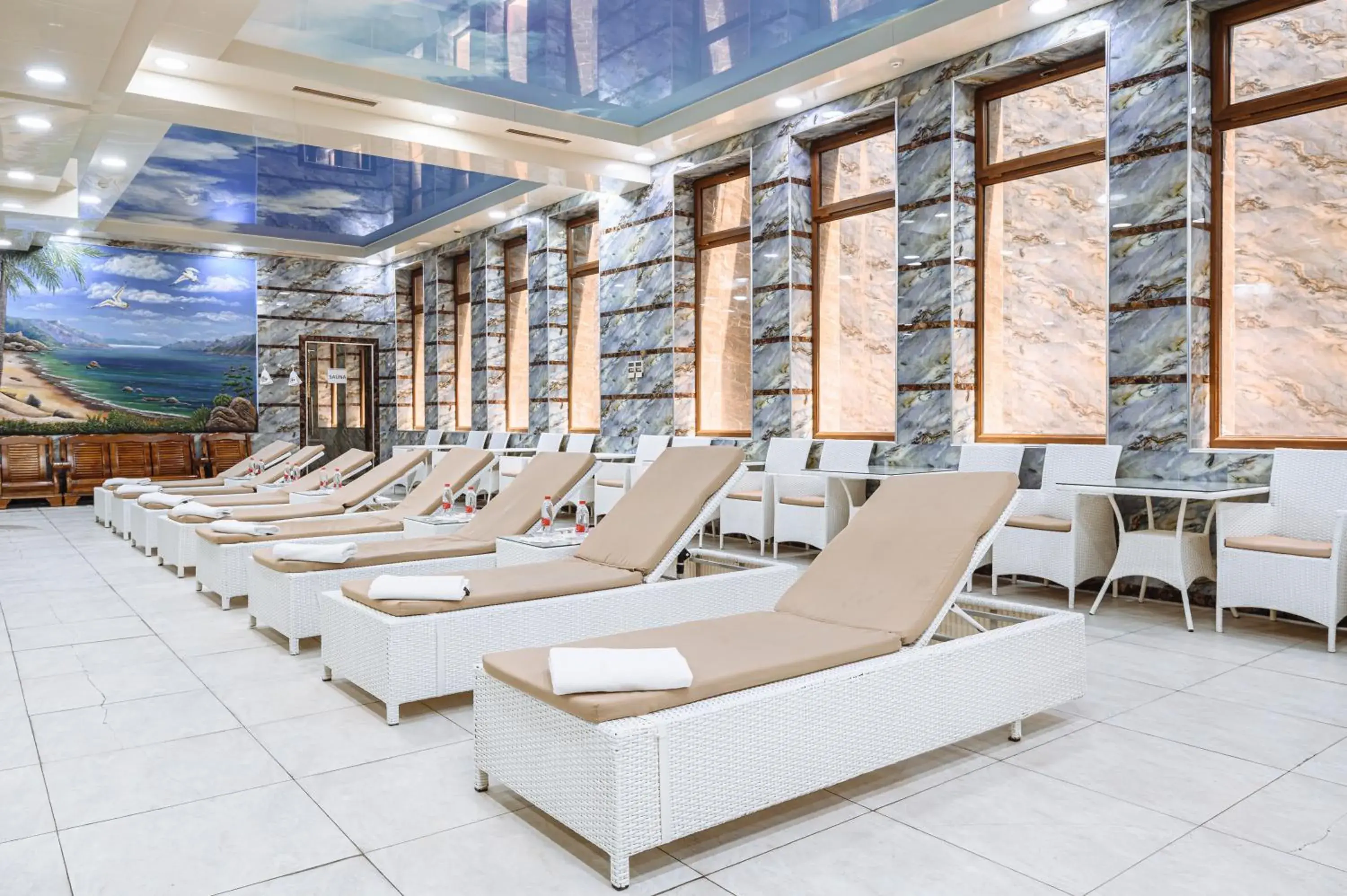 Swimming pool in Daniel Hill Hotel Swimming pool in Daniel Hill Hotel