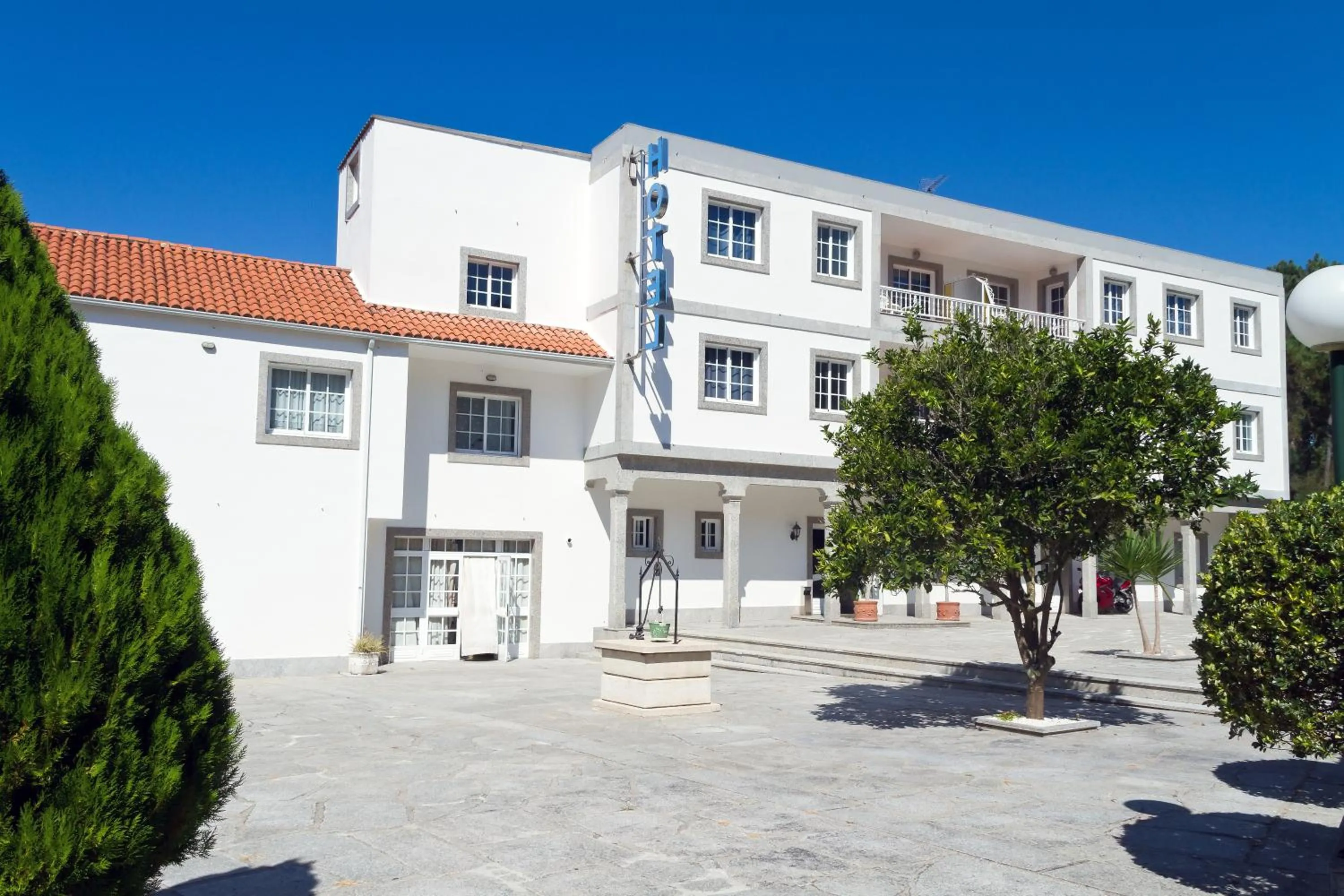 Facade/entrance in Duerming San Vicente Hotel