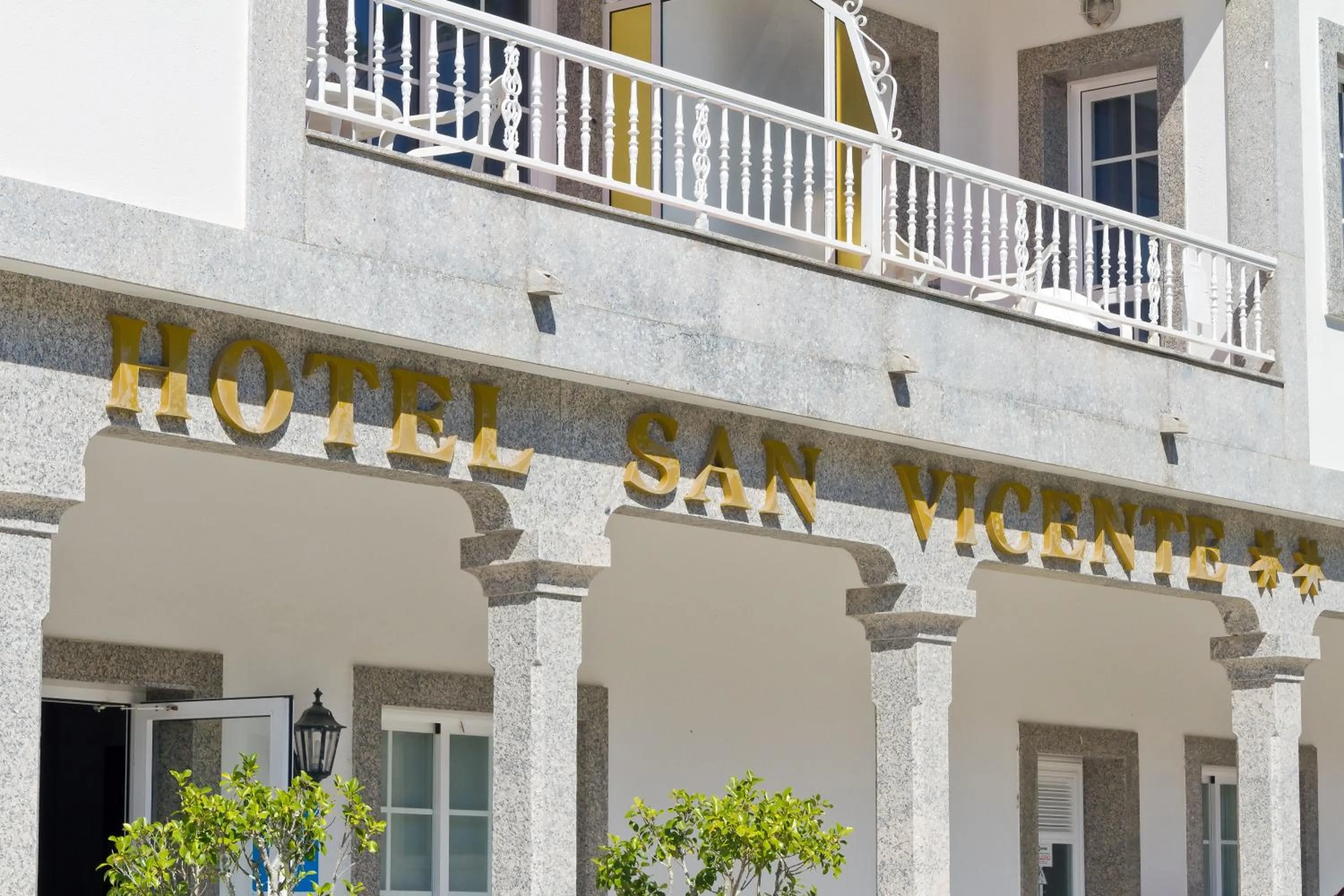 Facade/entrance in Duerming San Vicente Hotel