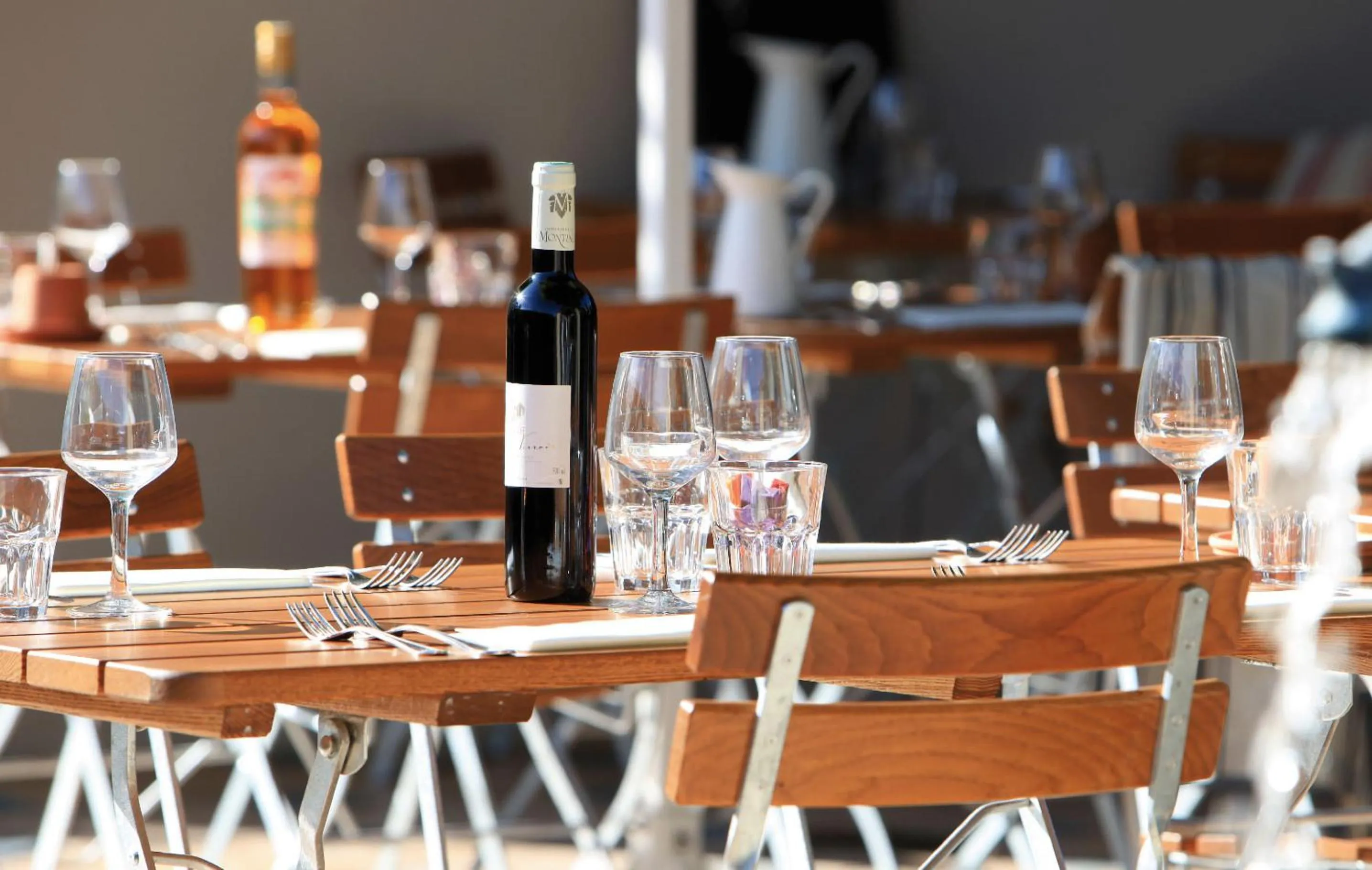 Restaurant/places to eat in Logis Hotel Le Nouvel