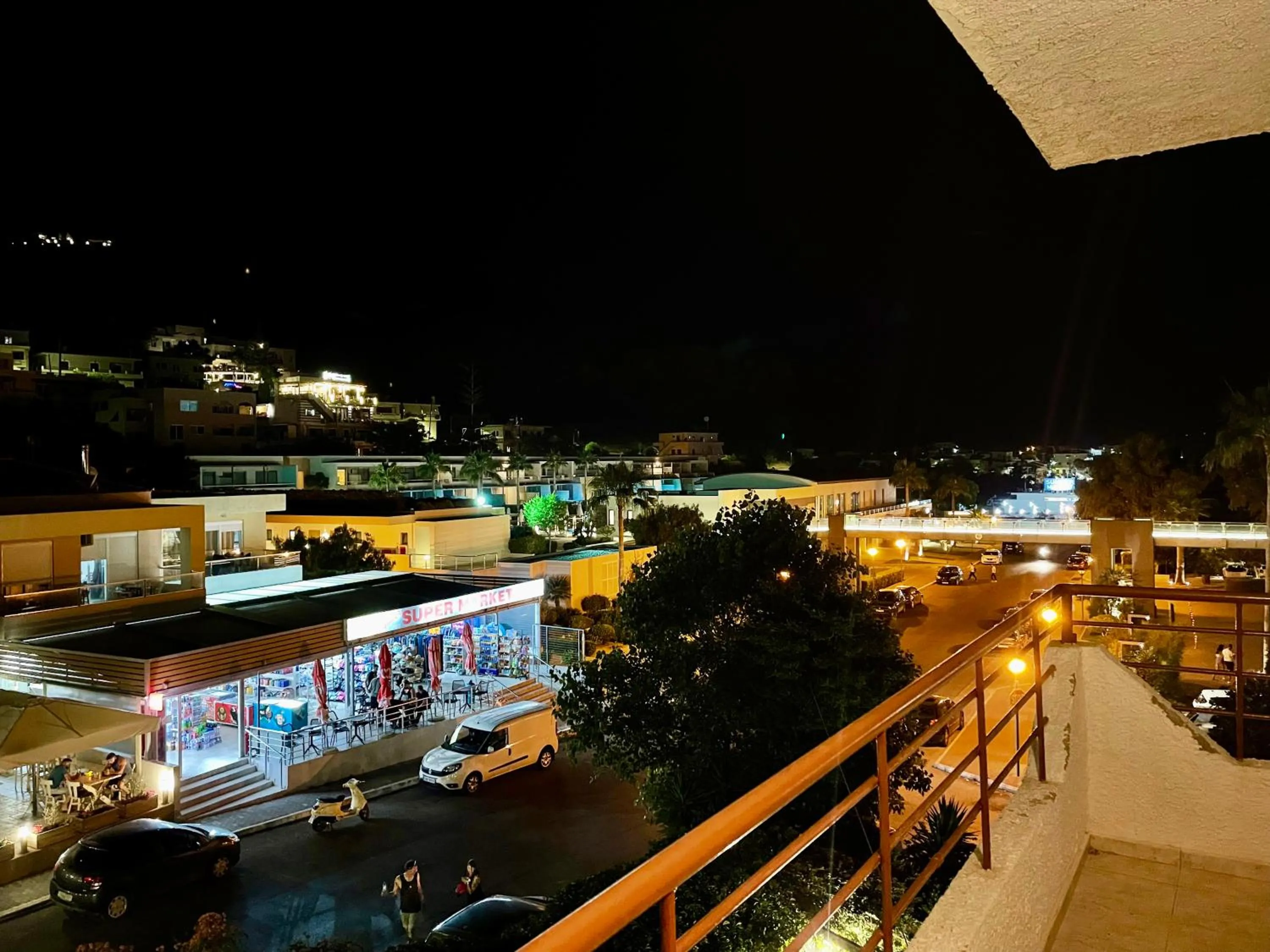 Night in Lefka