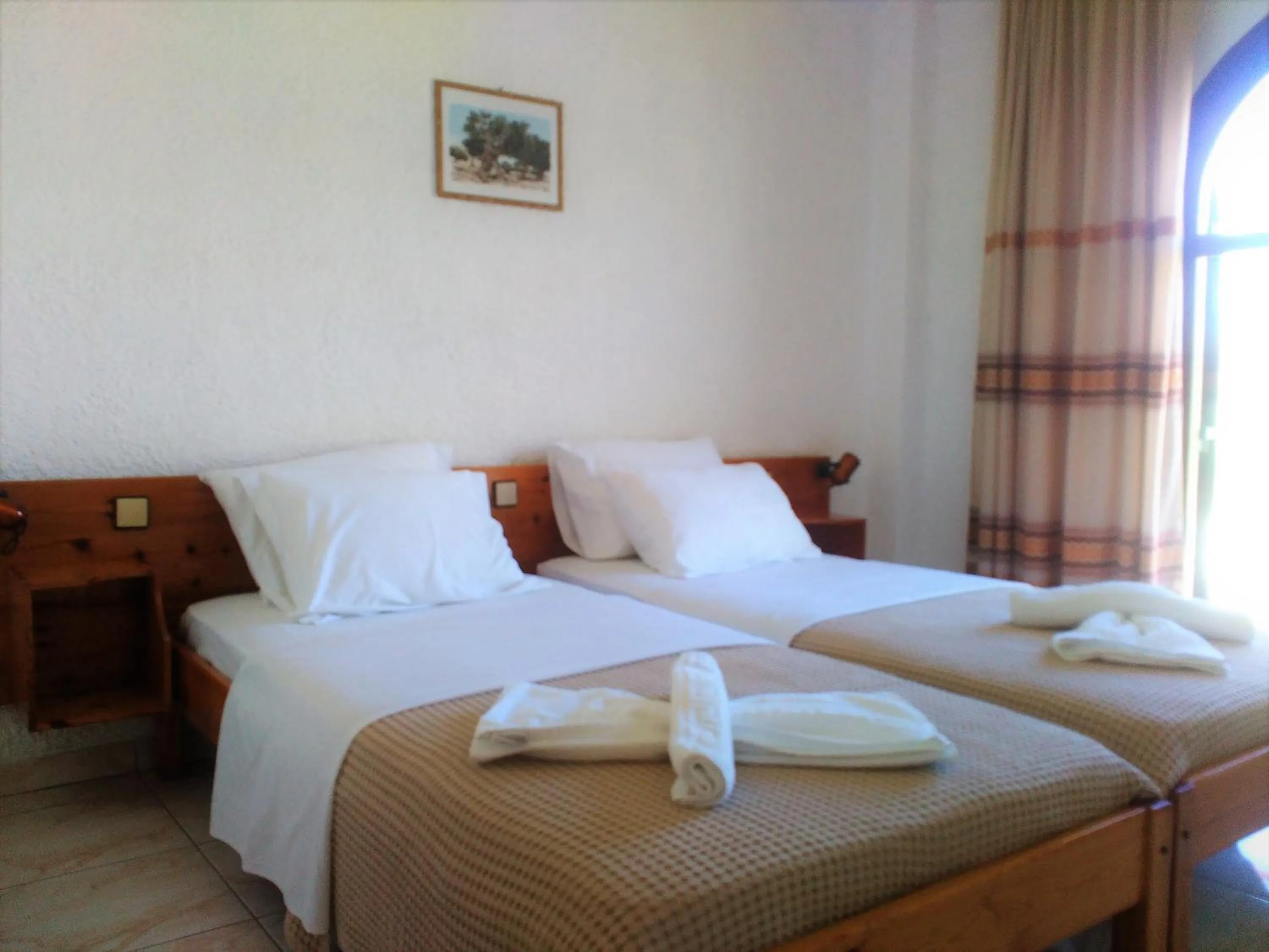Bedroom, Bed in Lefka