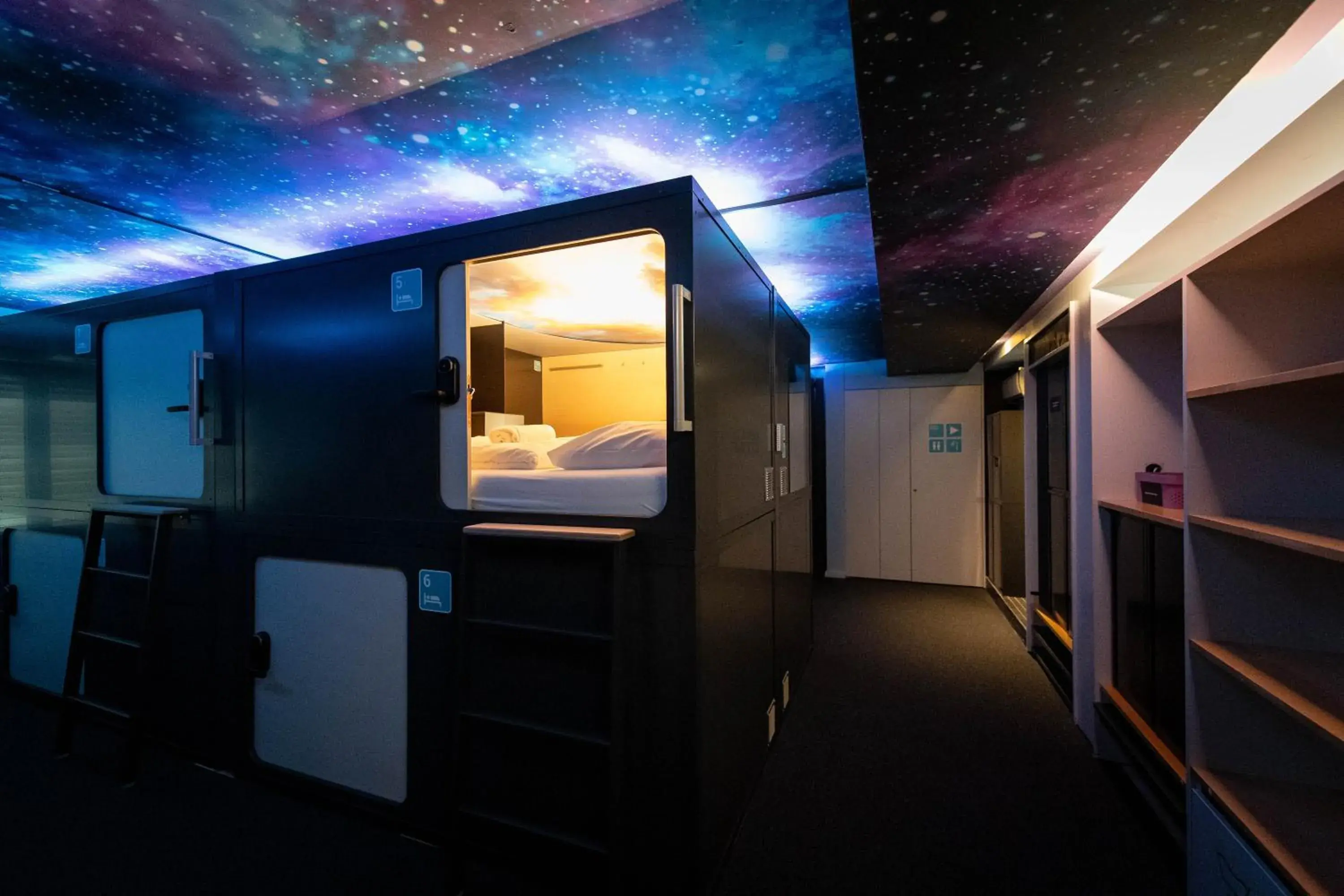 Capsule Hotel - Lucerne TheLAB Capsule Hotel - Lucerne TheLAB