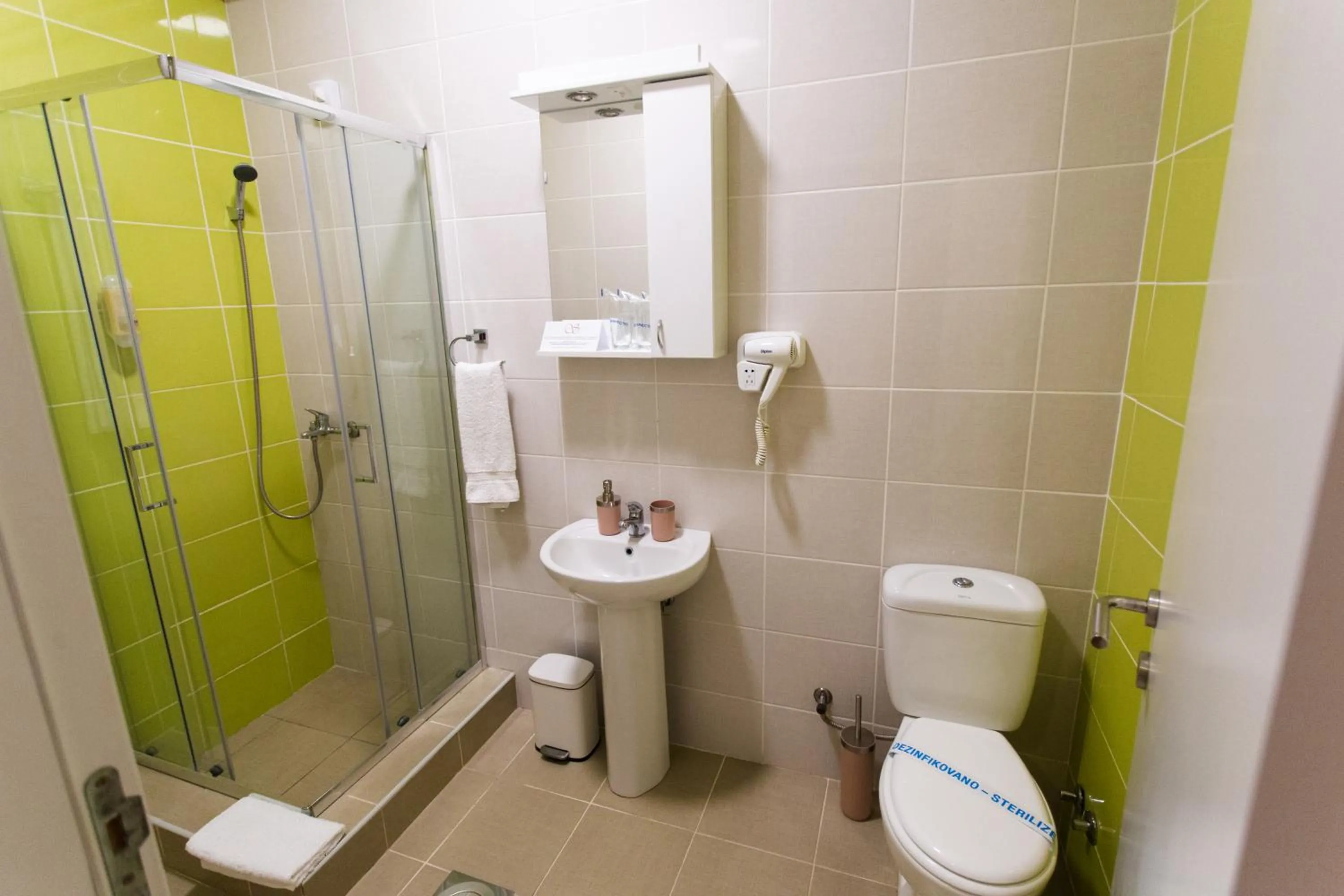 Bathroom in Hotel Srem