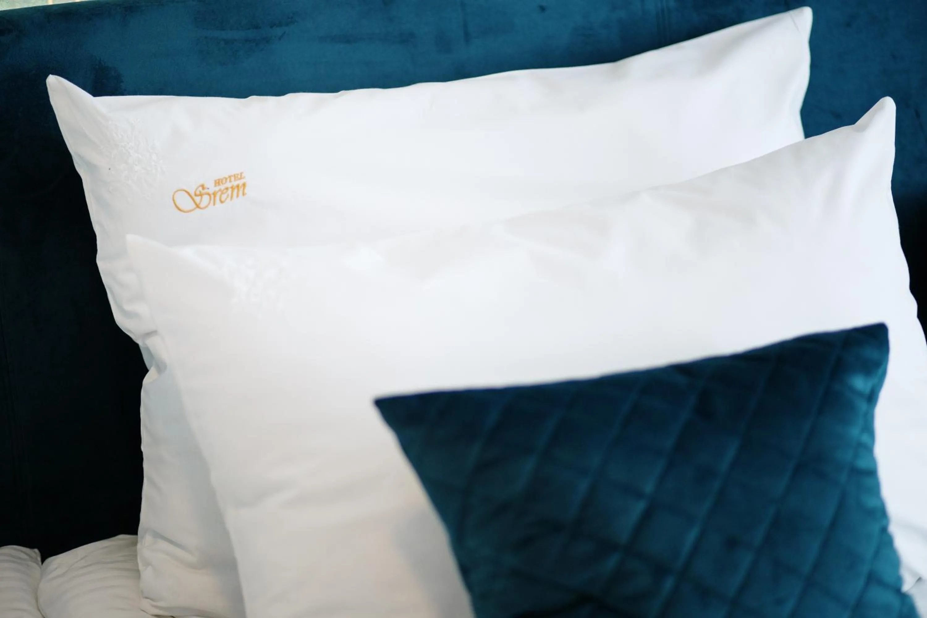 Bed in Hotel Srem