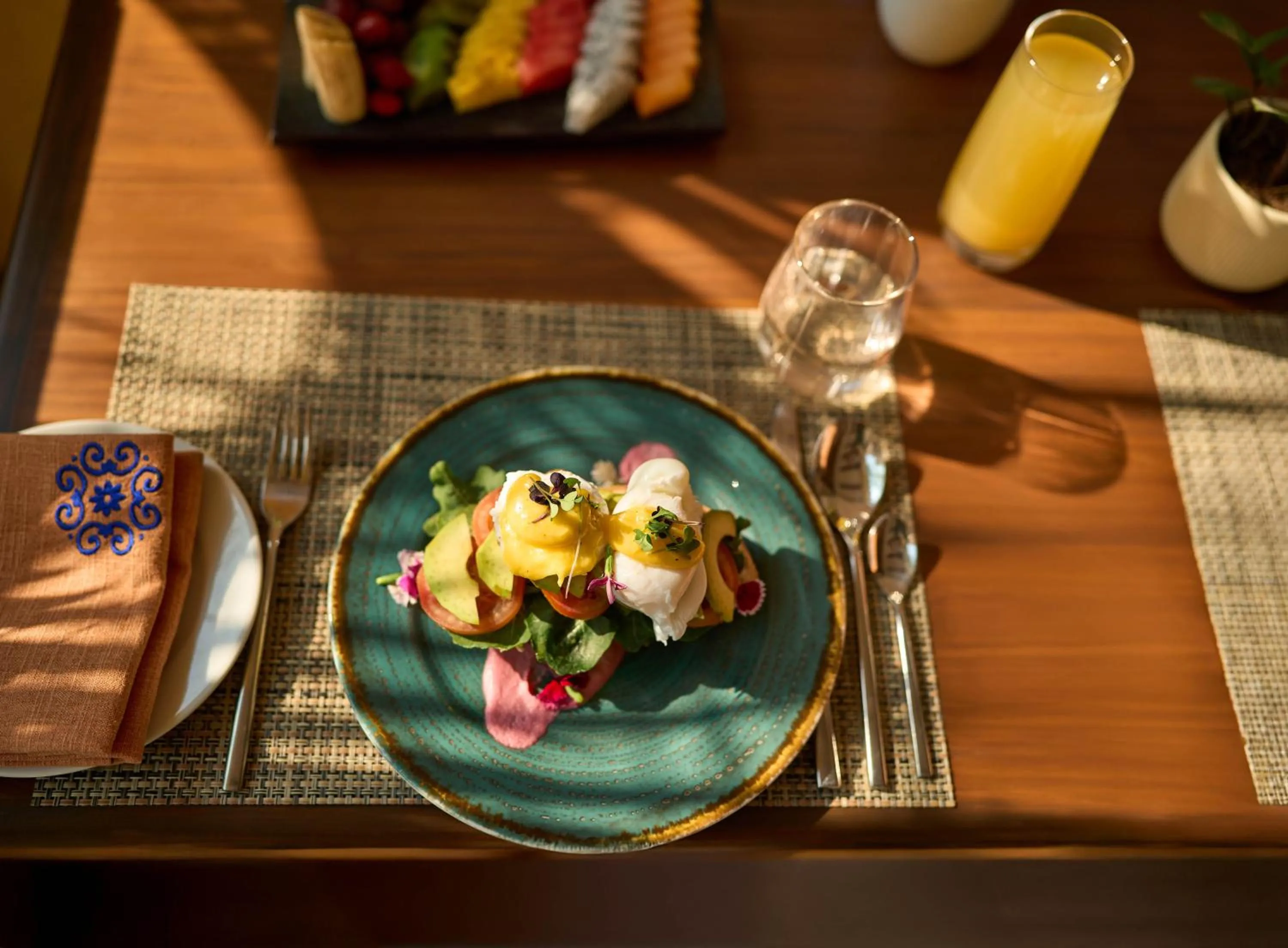 Food and drinks in Country Inn & Suites by Radisson, Goa Candolim