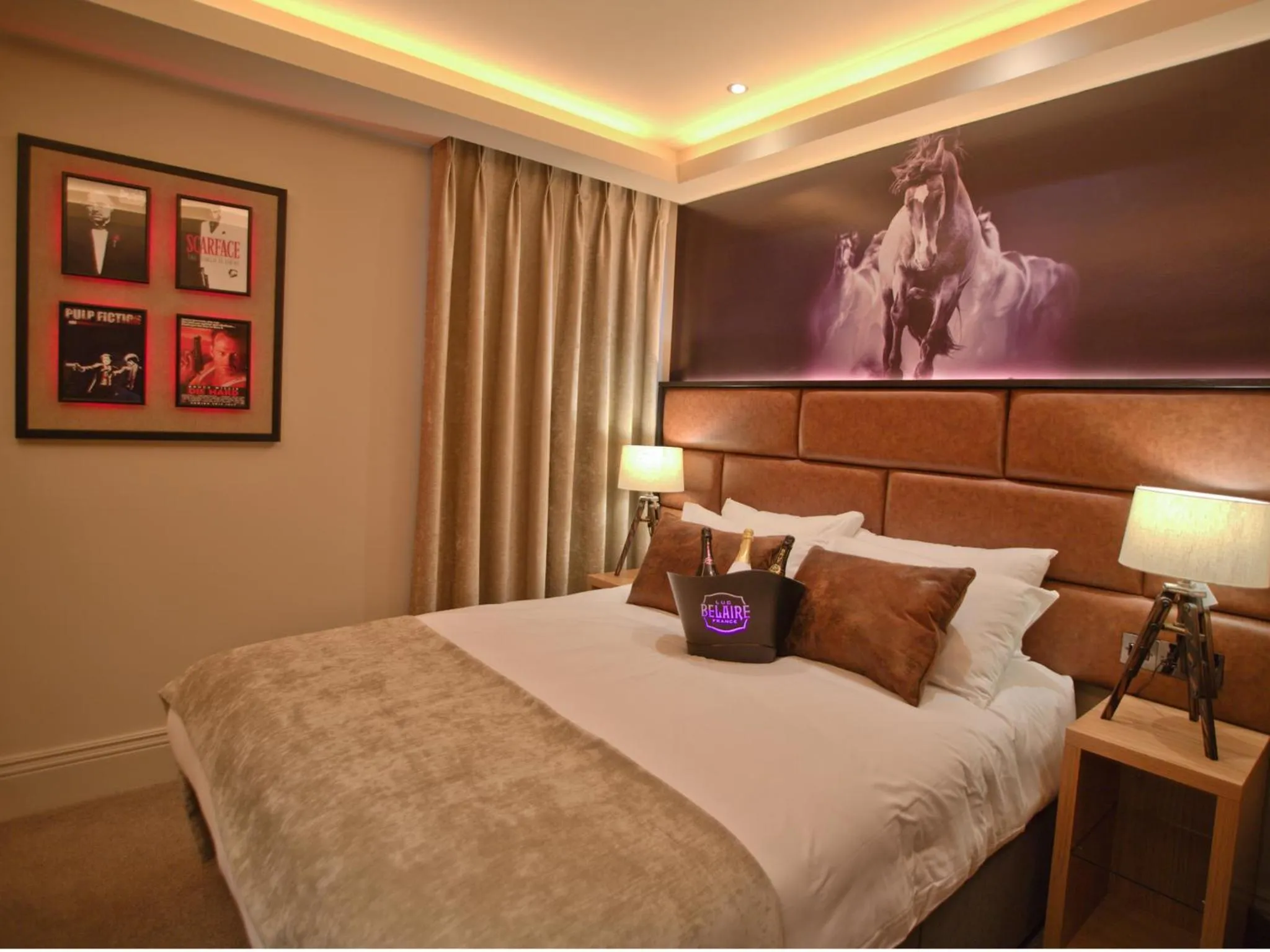 Bedroom, Bed in The Residence Hotel