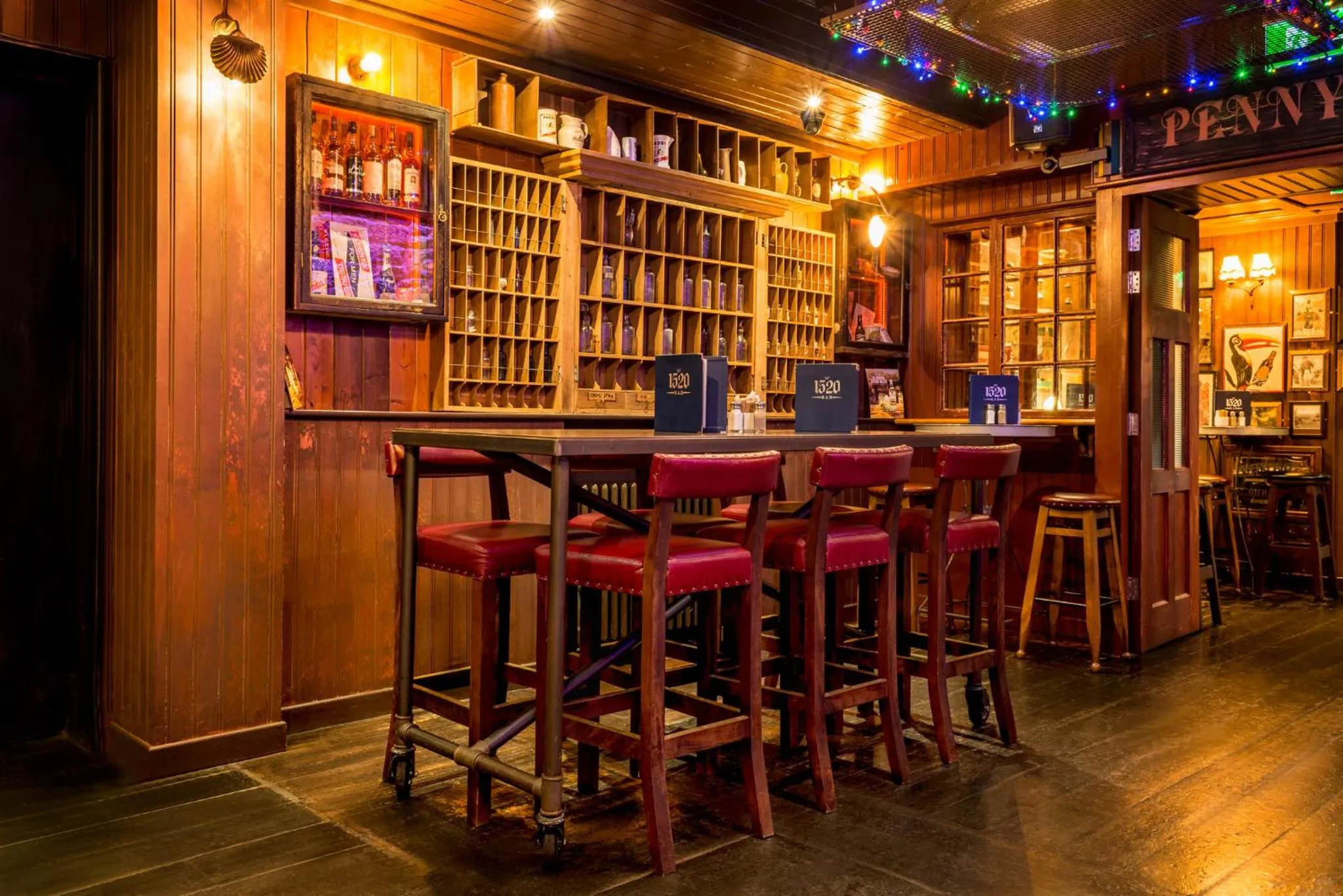 Restaurant/places to eat in The Residence Hotel