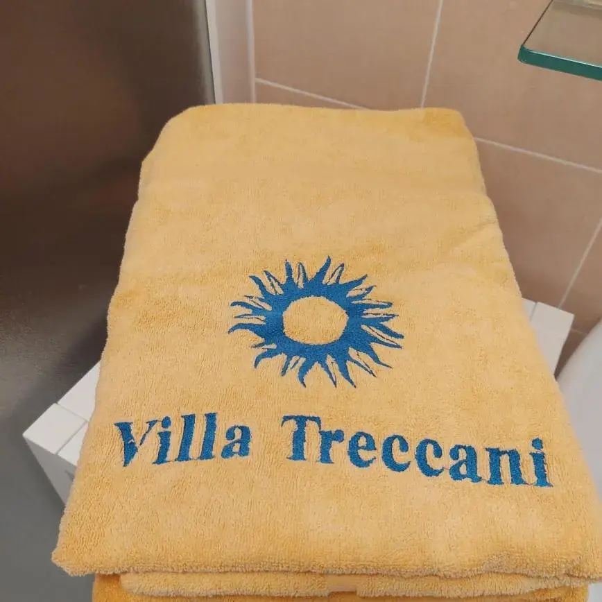 One-Bedroom Apartment (6 Adults) in Villa Treccani Apartments One-Bedroom Apartment (6 Adults) in Villa Treccani Apartments
