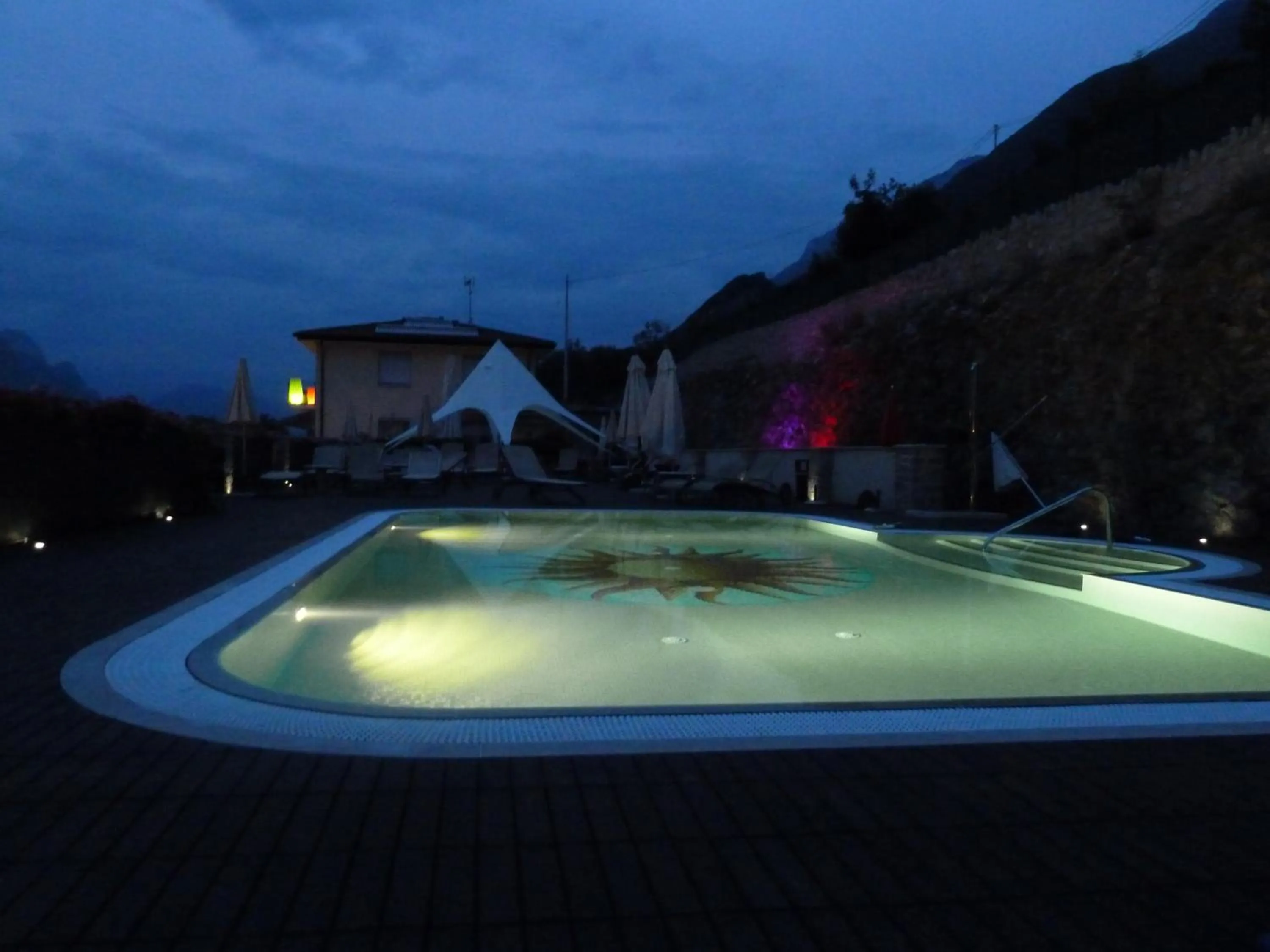 Swimming pool in Villa Treccani Apartments