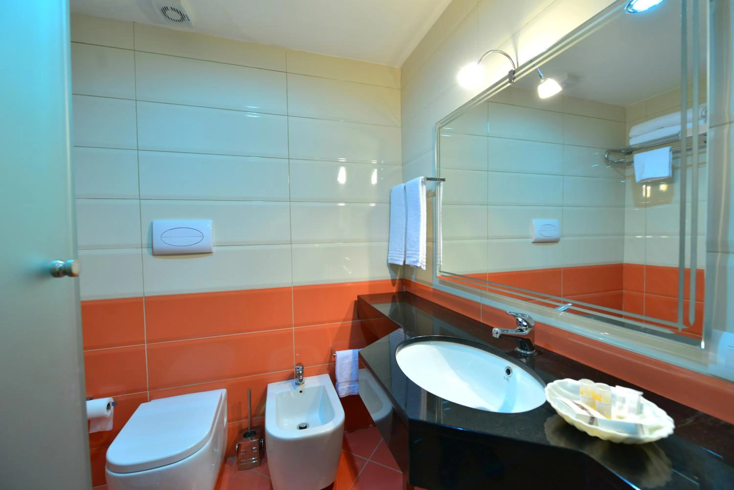 Shower in Te Stela Resort & SPA