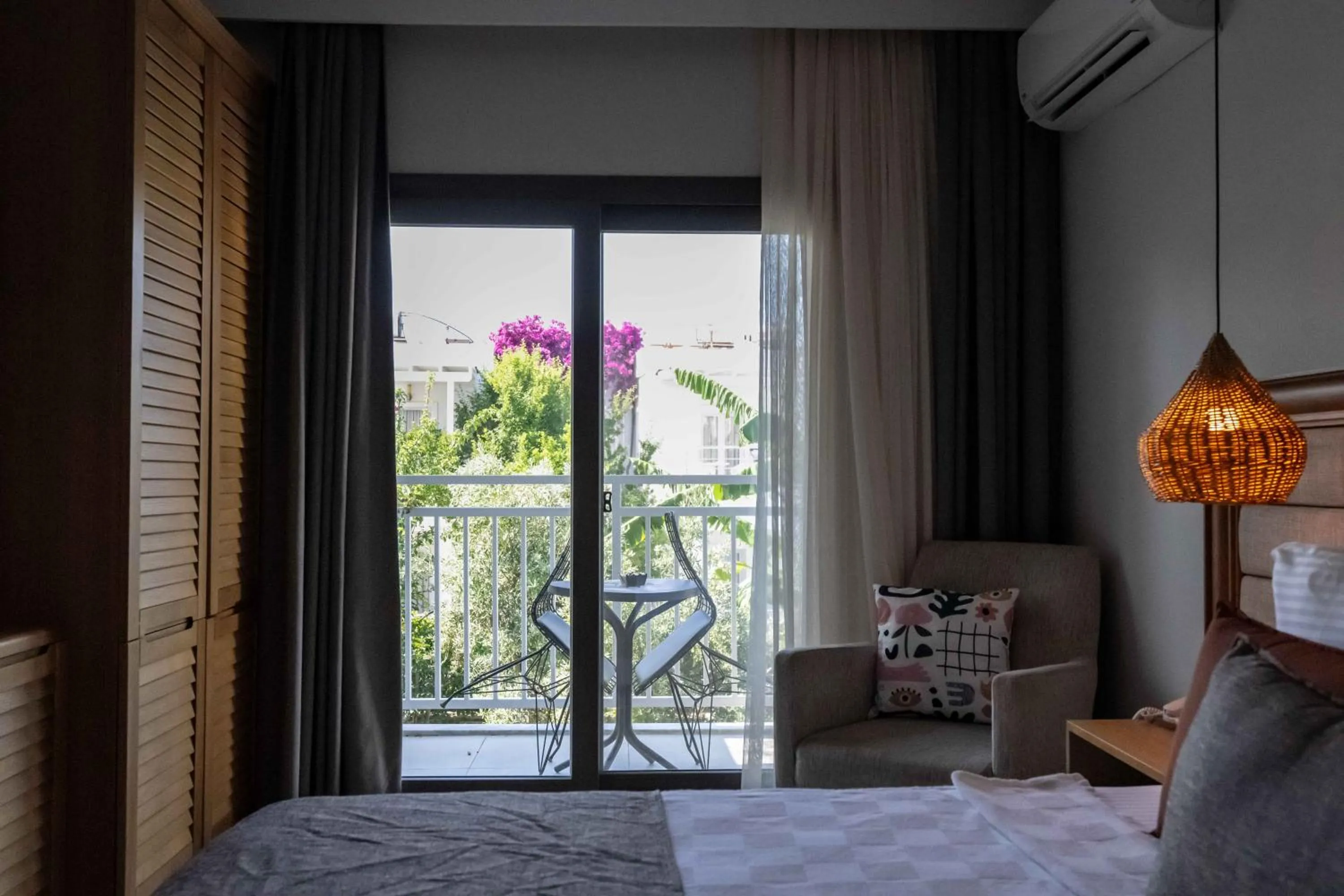 Bedroom in Yalıpark Beach Hotel