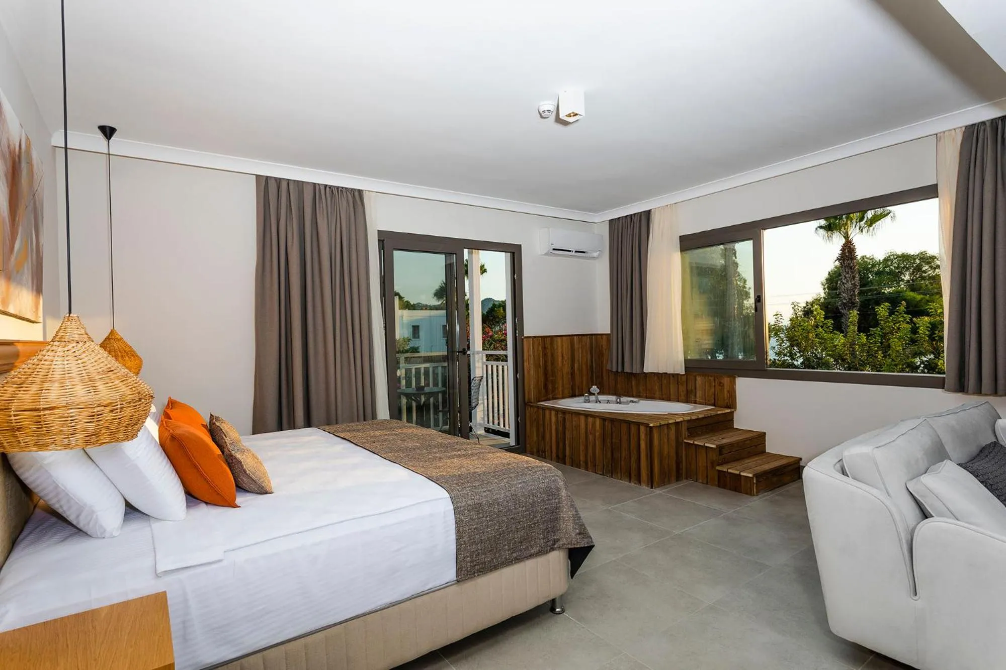 Bedroom in Yalıpark Beach Hotel