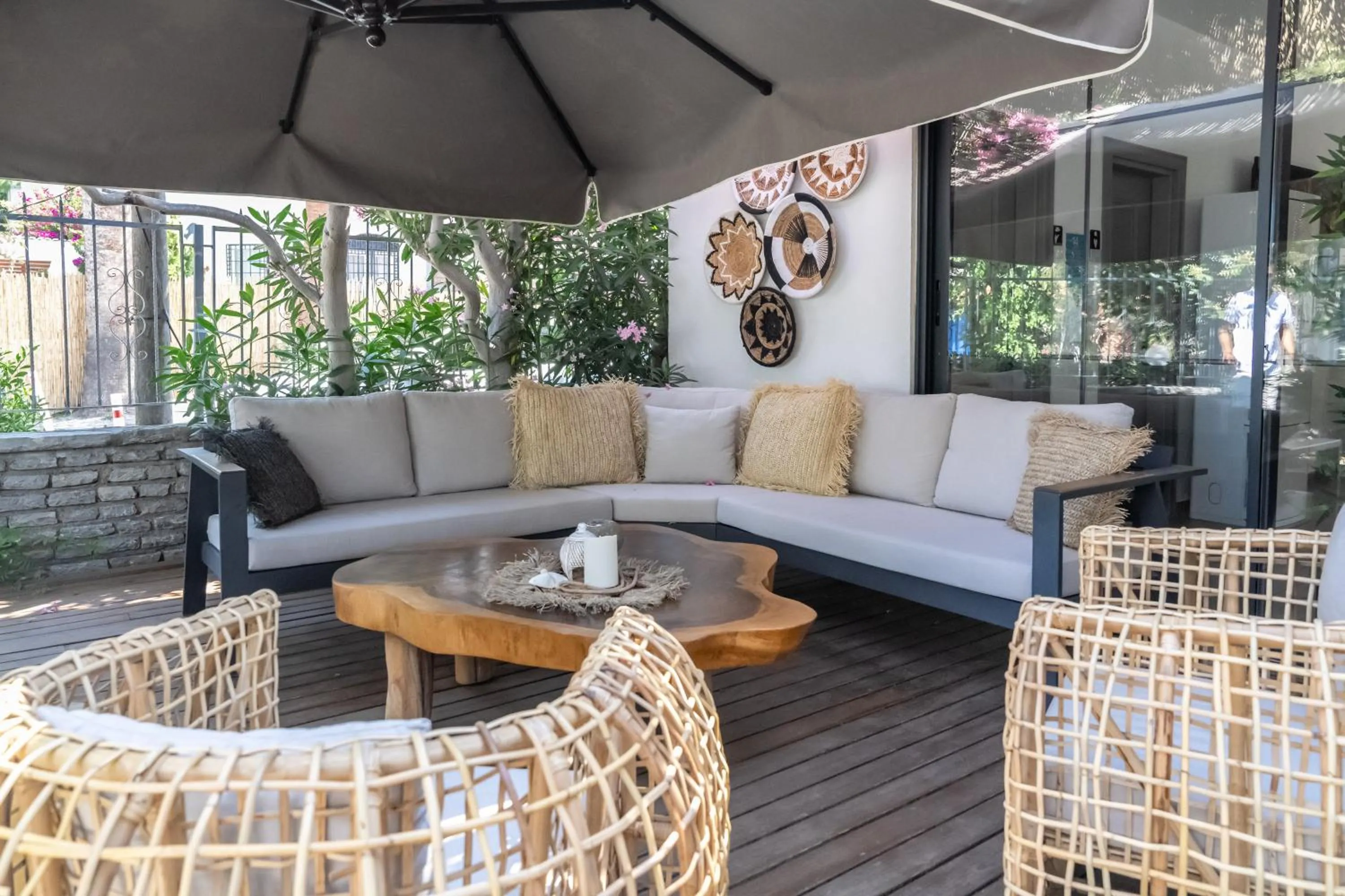 Seating area in Yalıpark Beach Hotel
