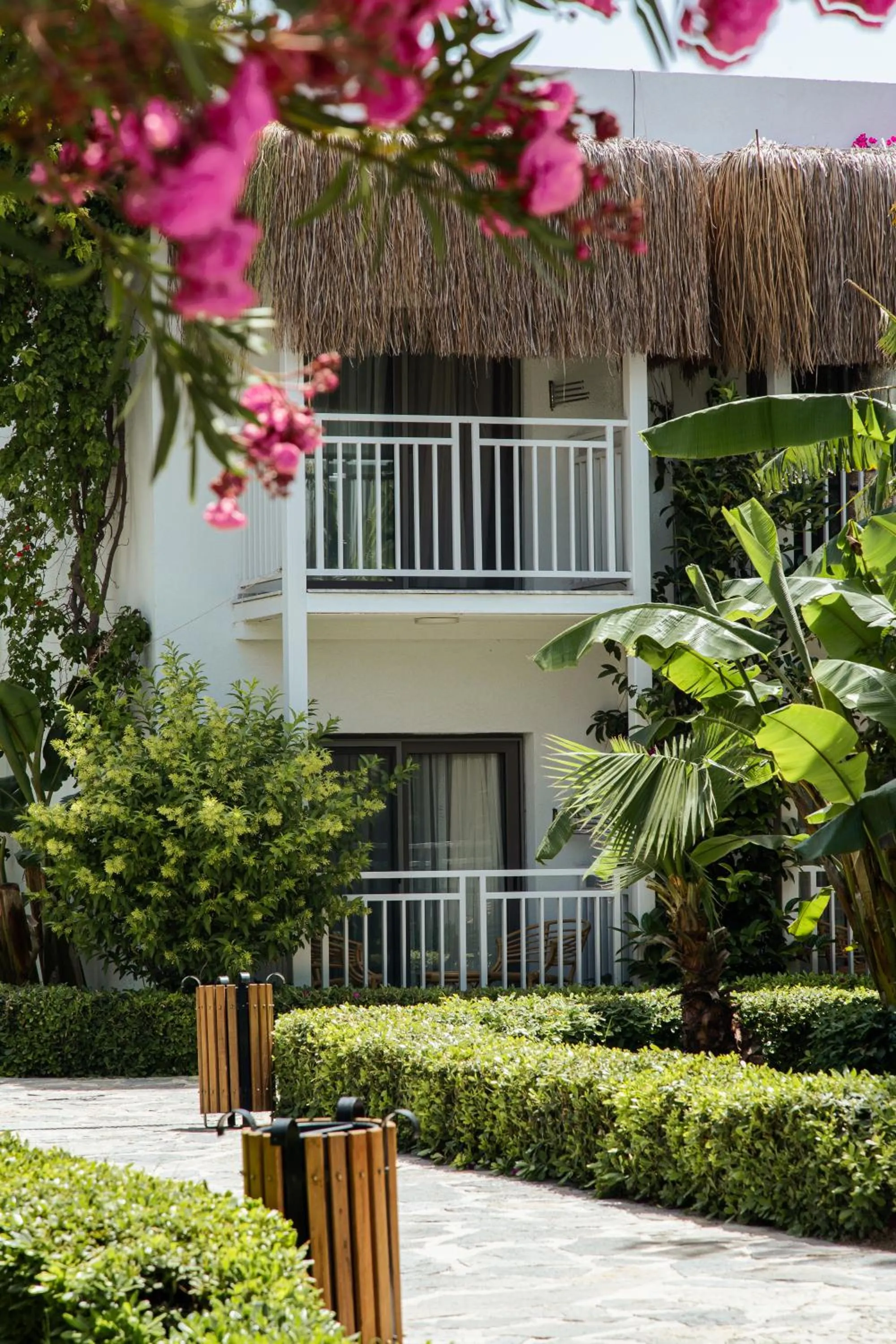 Property building in Yalıpark Beach Hotel