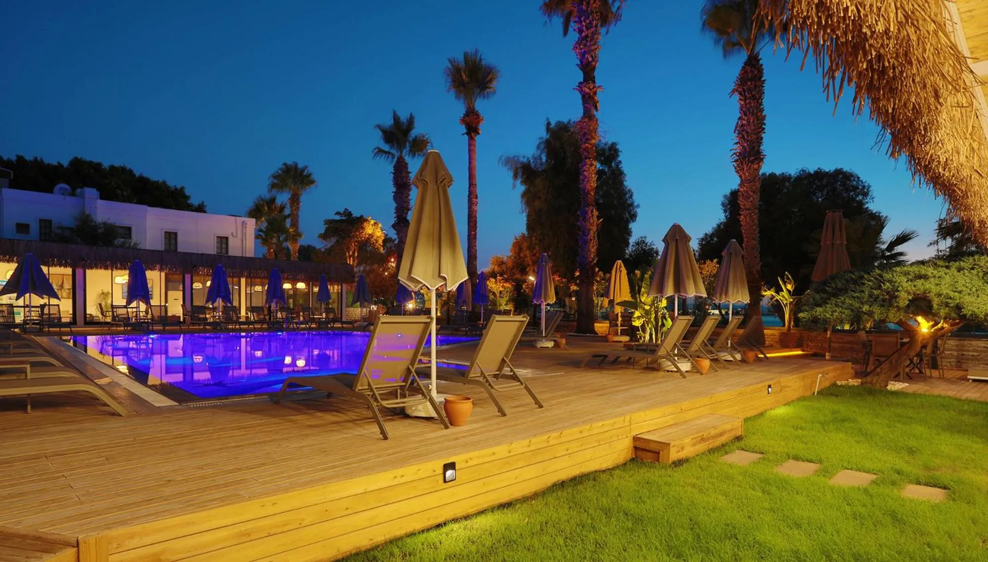 Night in Yalıpark Beach Hotel