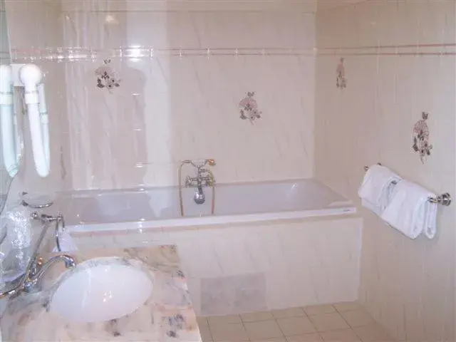 Double Room - single occupancy in Domaine de La Vitrolle Double Room - single occupancy in Domaine de La Vitrolle