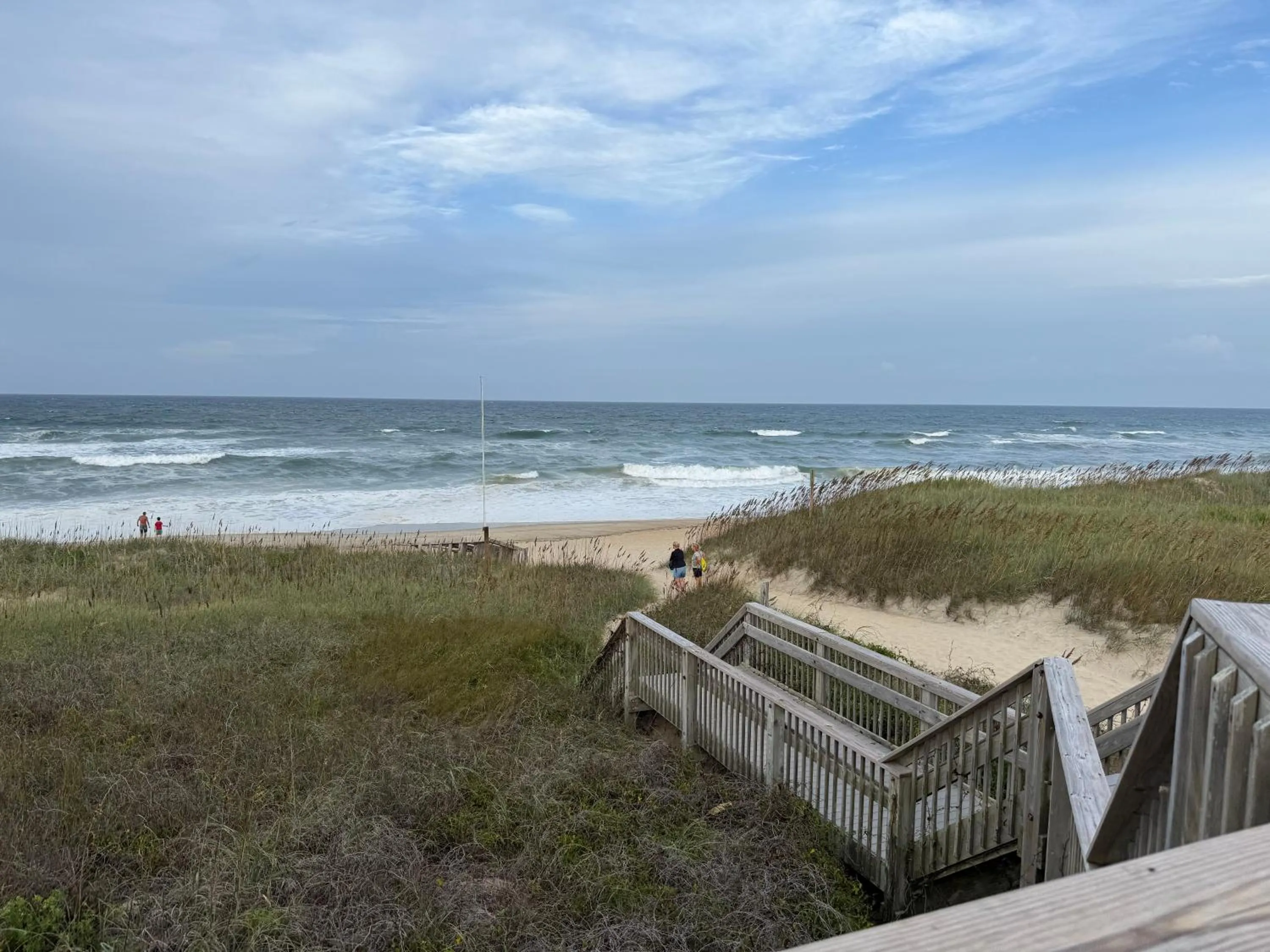 NEW 2026-Ocean Sands Beach Boutique Inn-Sauna and Salt-Mineral Pool -Free Beach Bikes and Famous Beach- Fresh Baked Cookies and Popcorn - Bathrobes and Sunscreen in all rooms-Ultra Sparkling-Free Laundry- 4 Grand Black Beds-Call NOW & Save-1-252-AHA-SAND