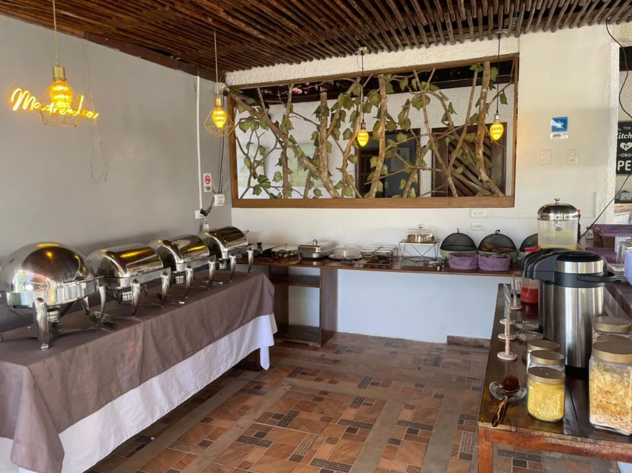 Buffet breakfast in Hotel Madreselva