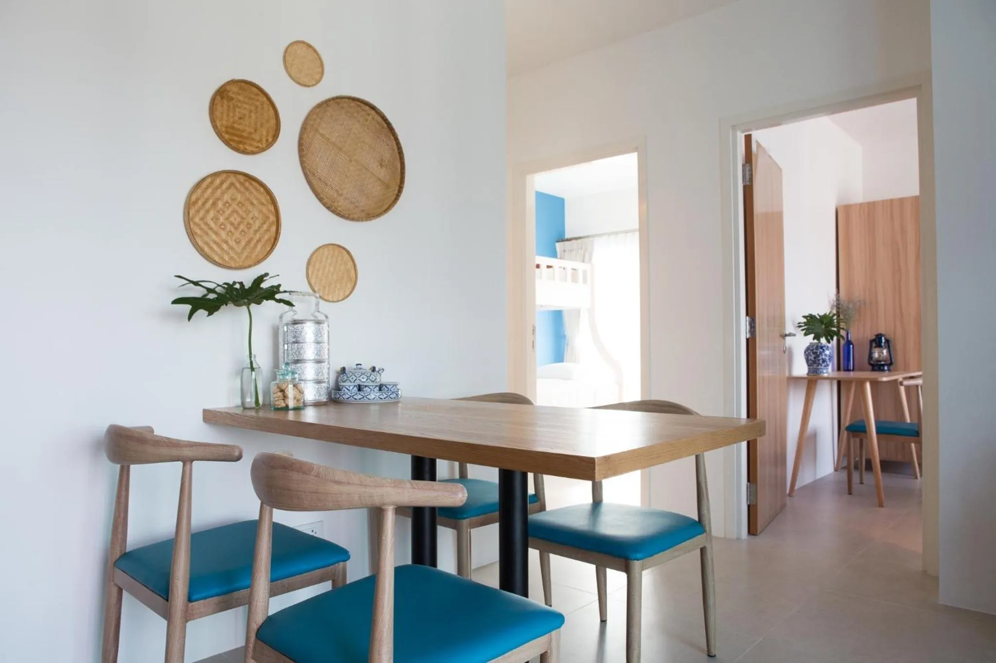 Living room in DeeProm Pattaya Hotel