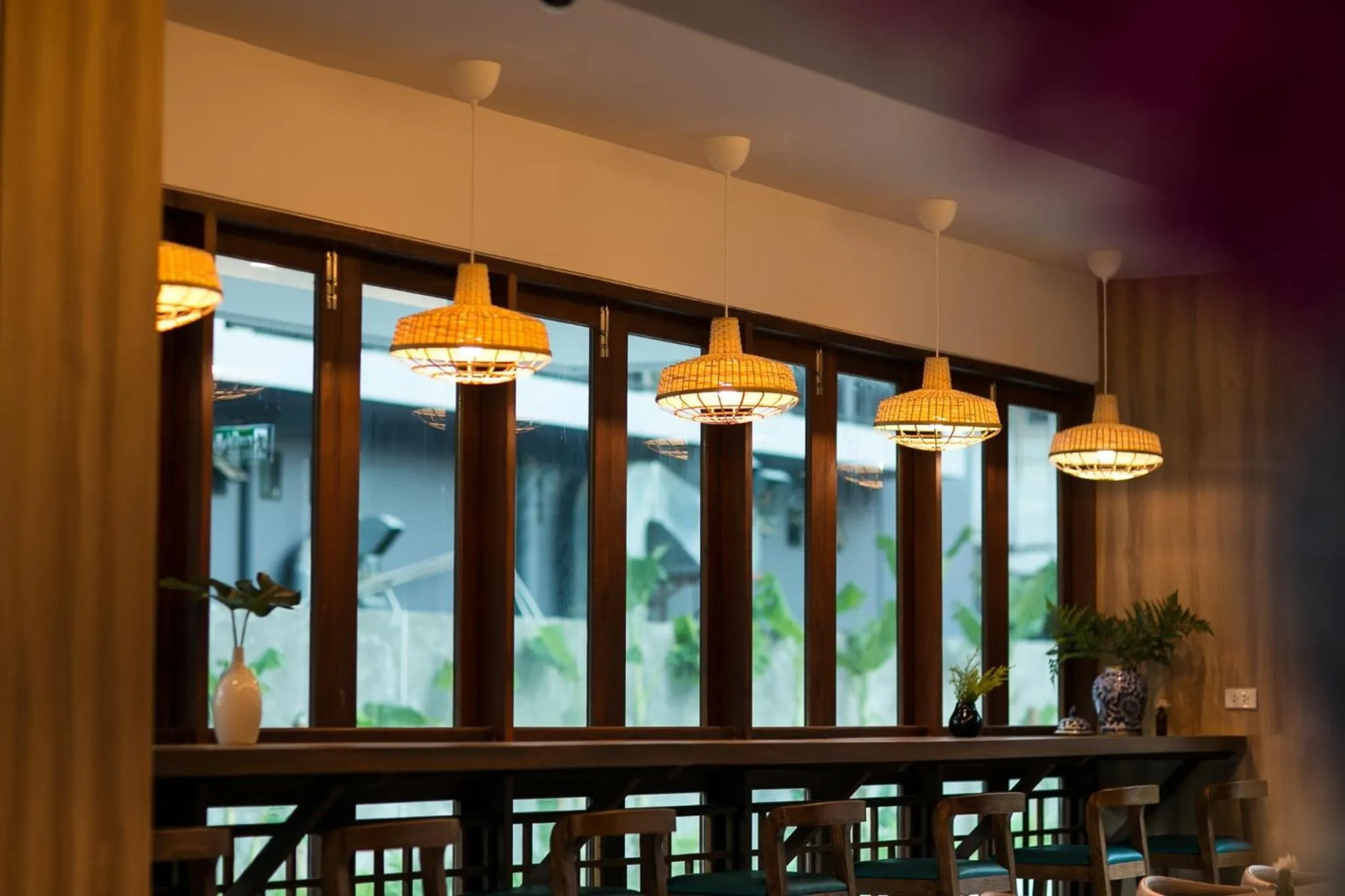 Restaurant/places to eat in DeeProm Pattaya Hotel