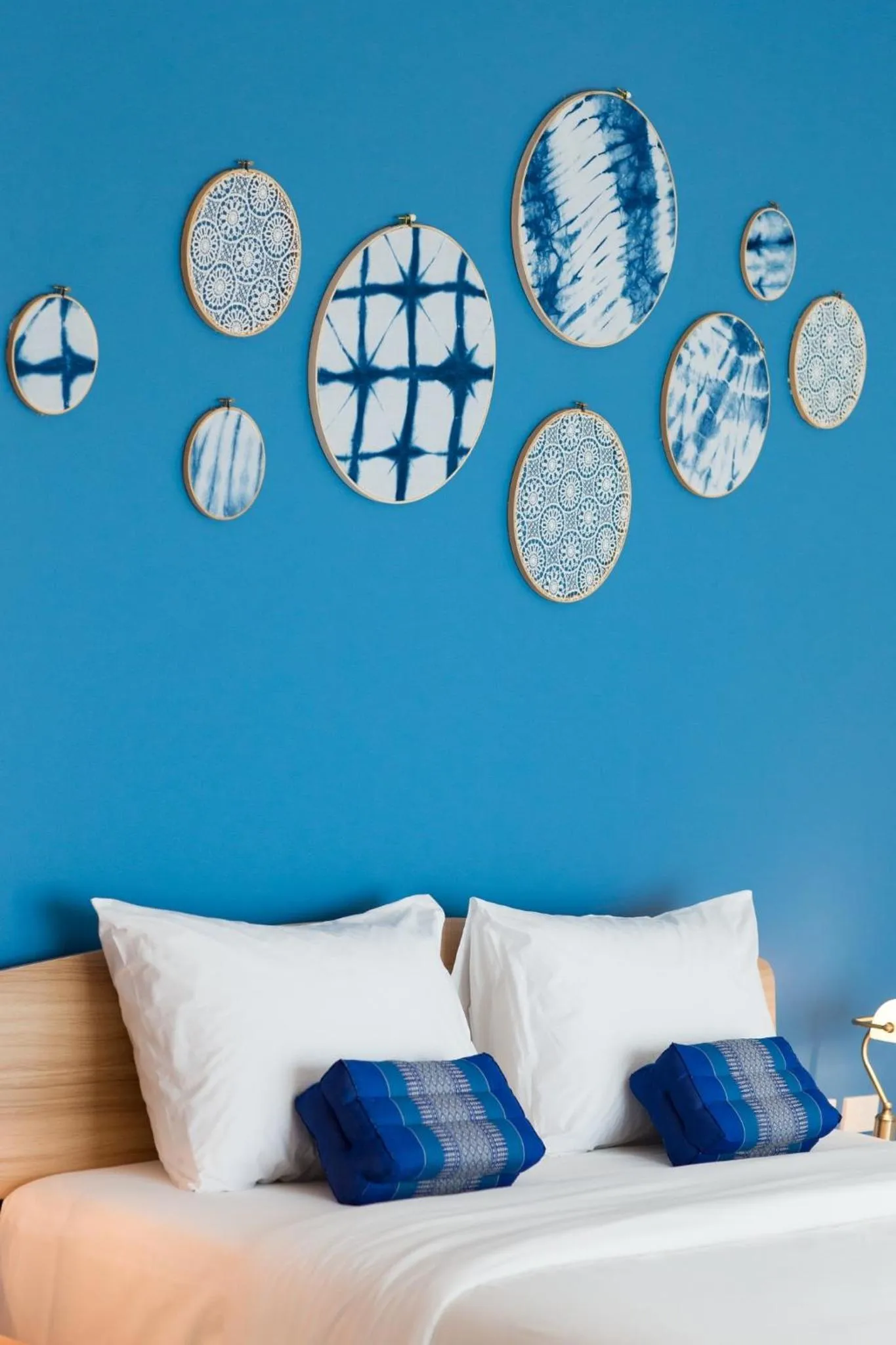 Decorative detail, Bed in DeeProm Pattaya Hotel