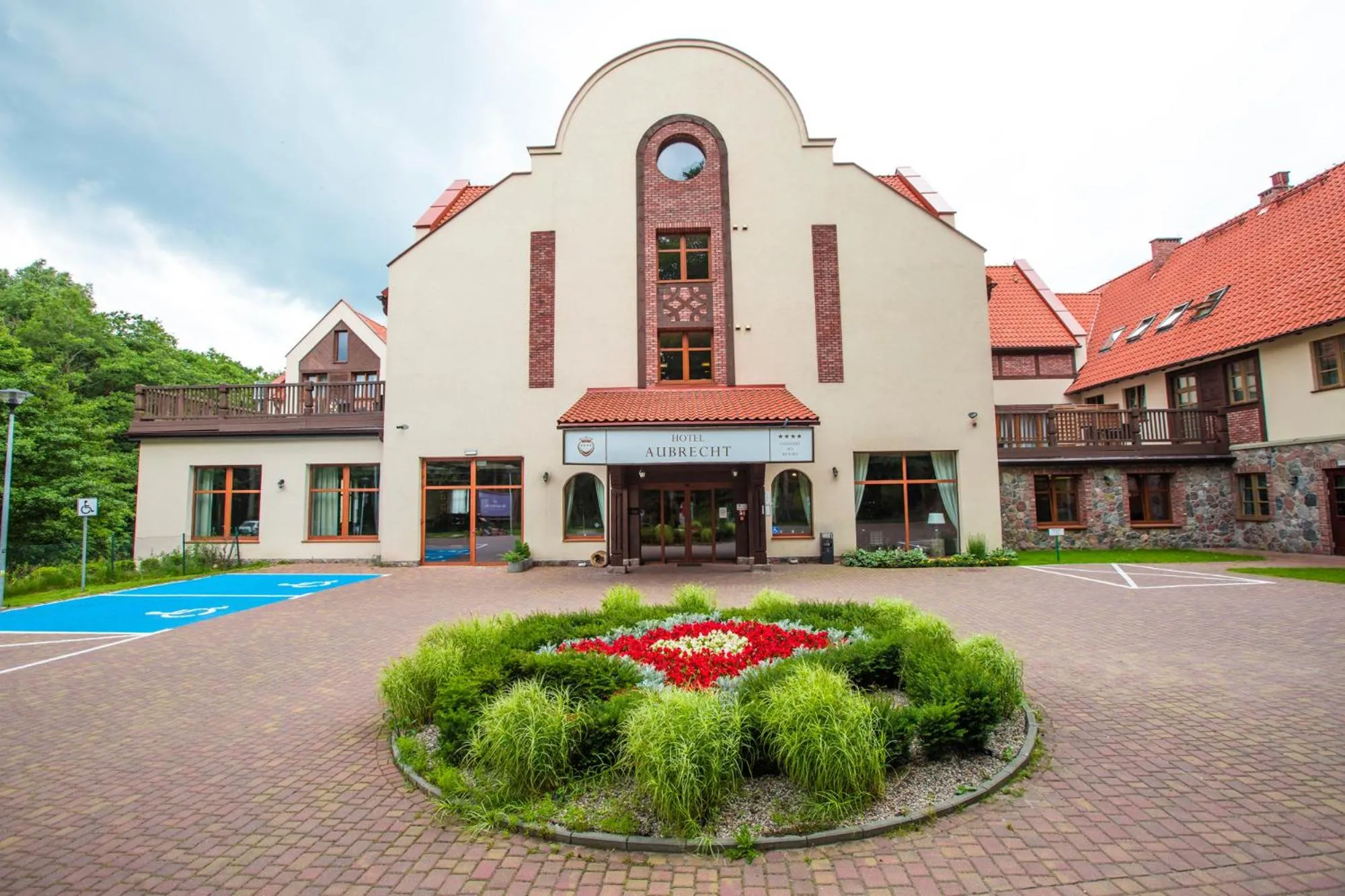 Property building in Hotel Aubrecht Country Spa Resort